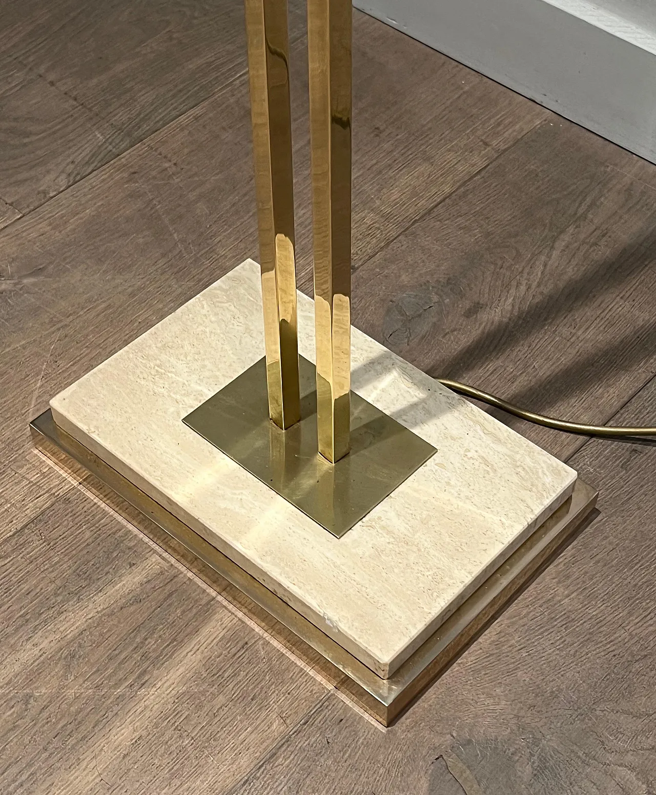 Brass parquet floor lamp on a travertine base, 1970s 11