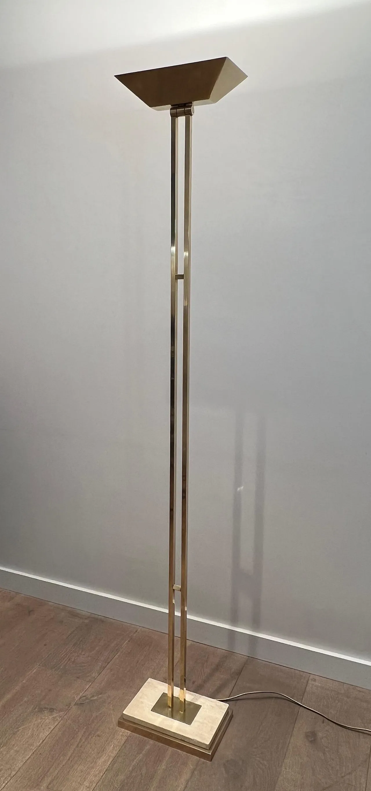 Brass parquet floor lamp on a travertine base, 1970s 12