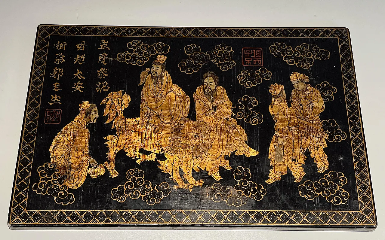 Lacquered and gilded painting with Chinese decorations, 1970s 3