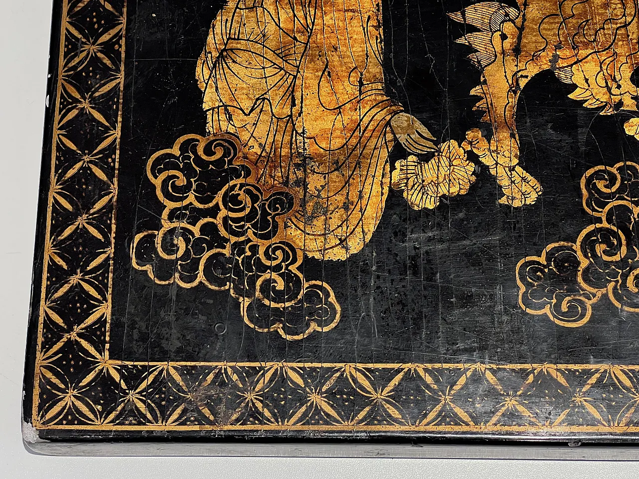 Lacquered and gilded painting with Chinese decorations, 1970s 14