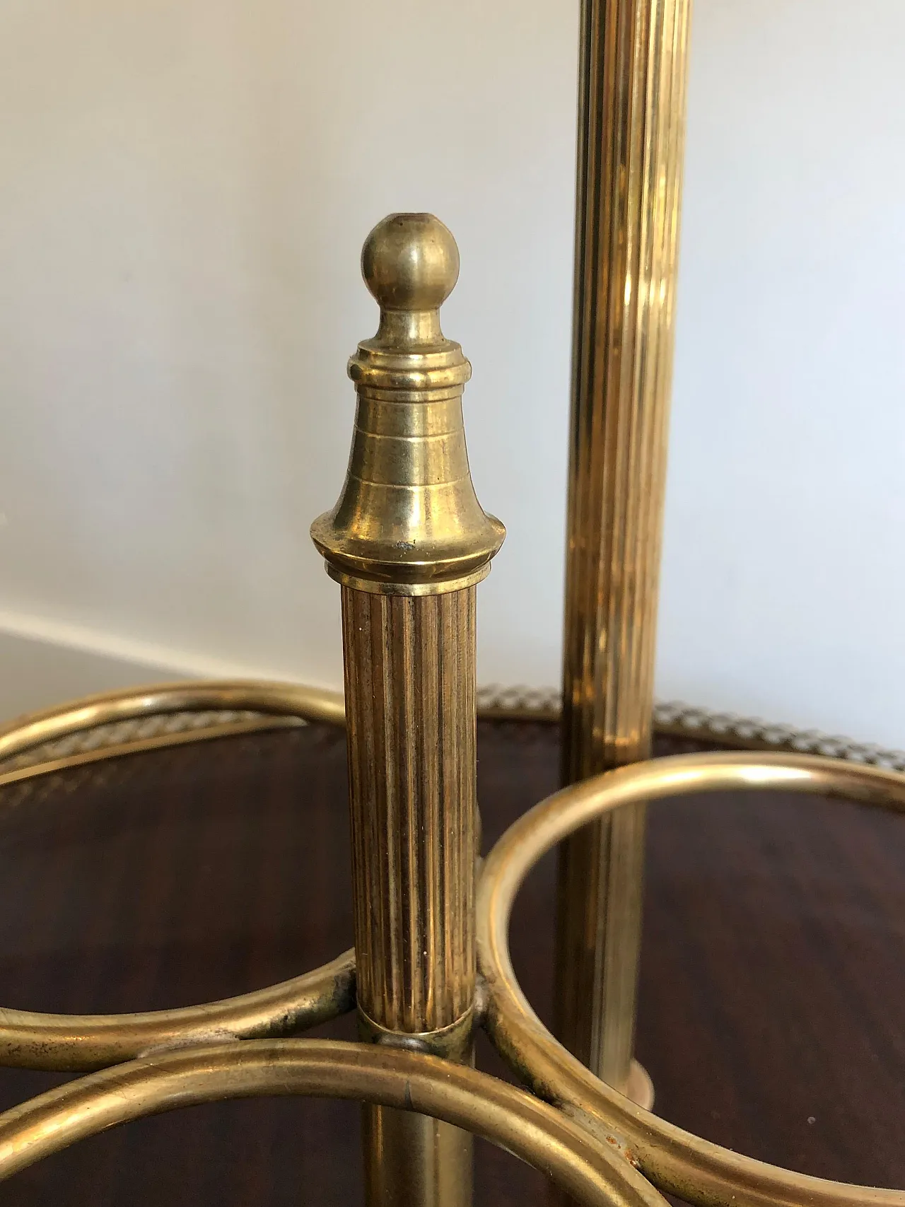 Mahogany and brass round beverage cart, 1940s 8