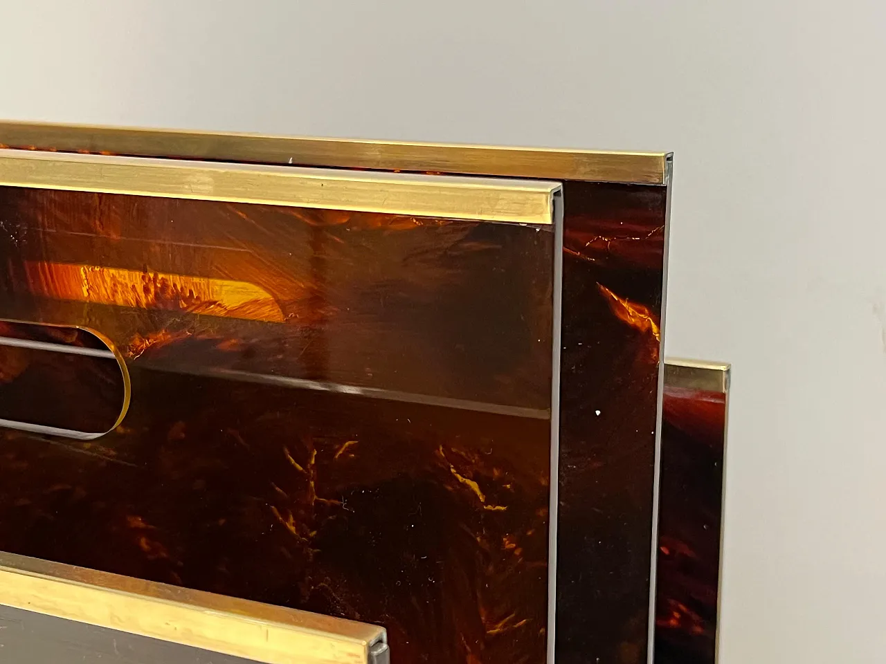 Plexiglass, brass and imitation tortoiseshell magazine rack, 1970s 19