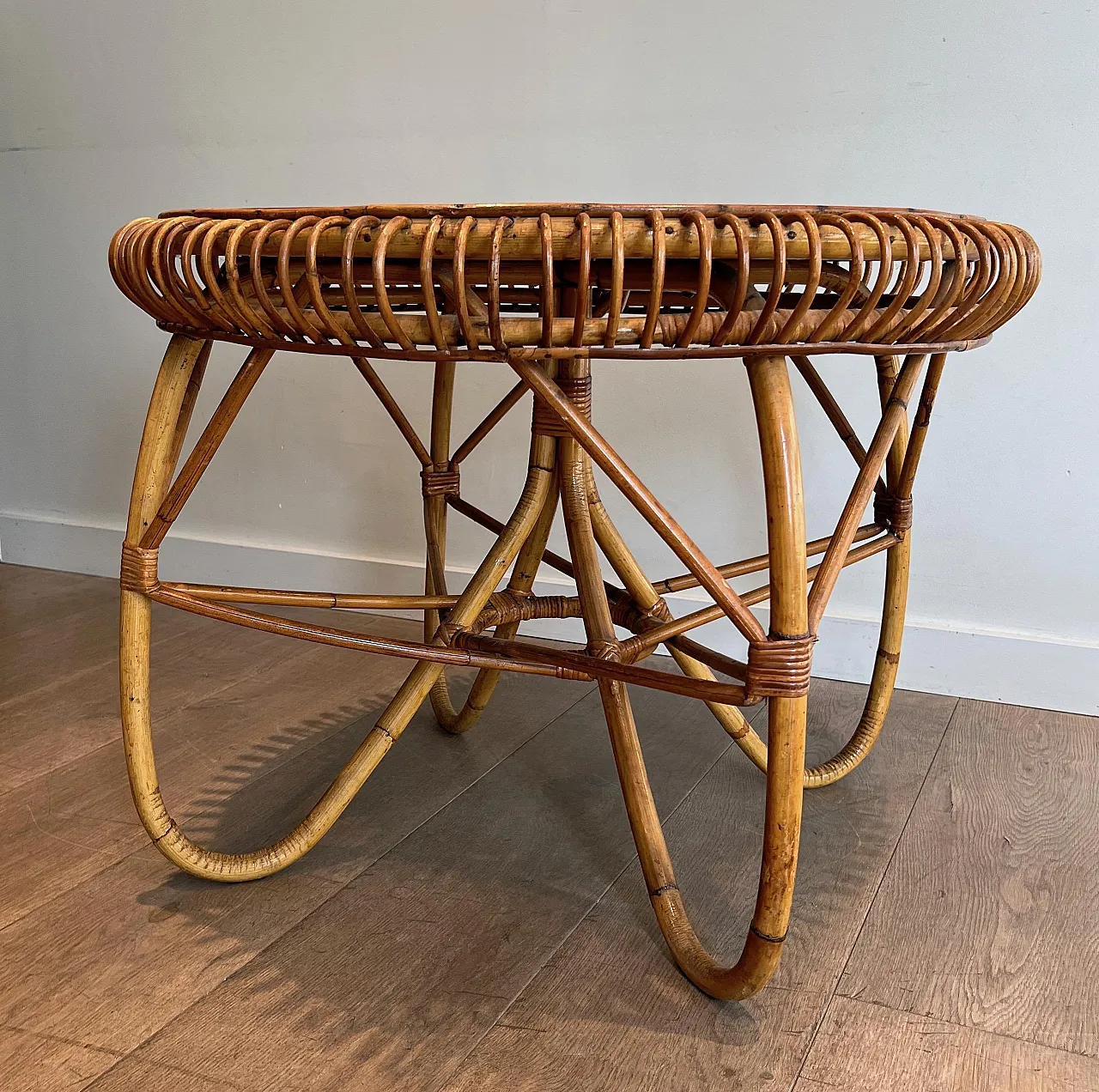 Round rattan and wood coffee table, 1950s 13