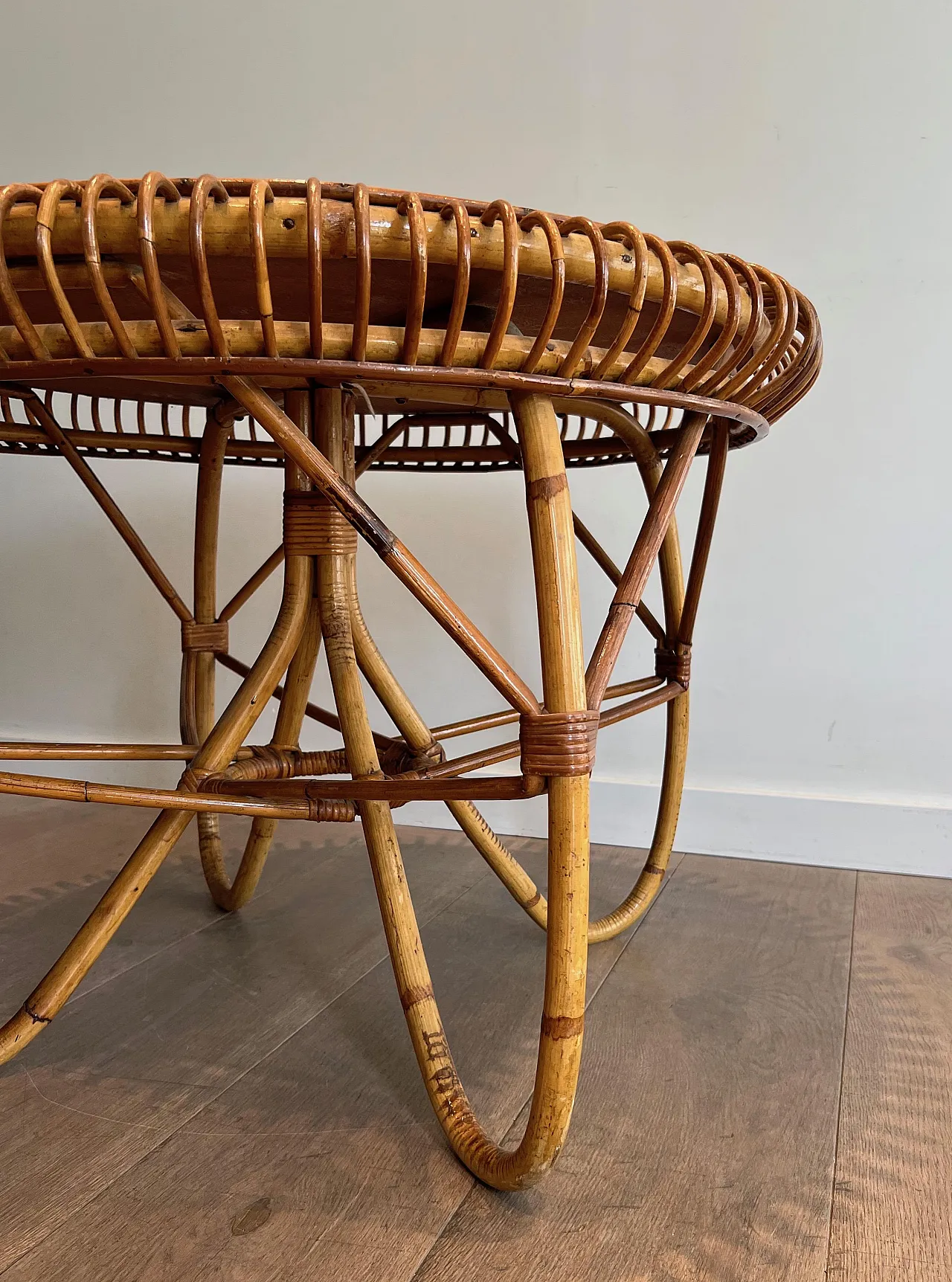 Round rattan and wood coffee table, 1950s 19