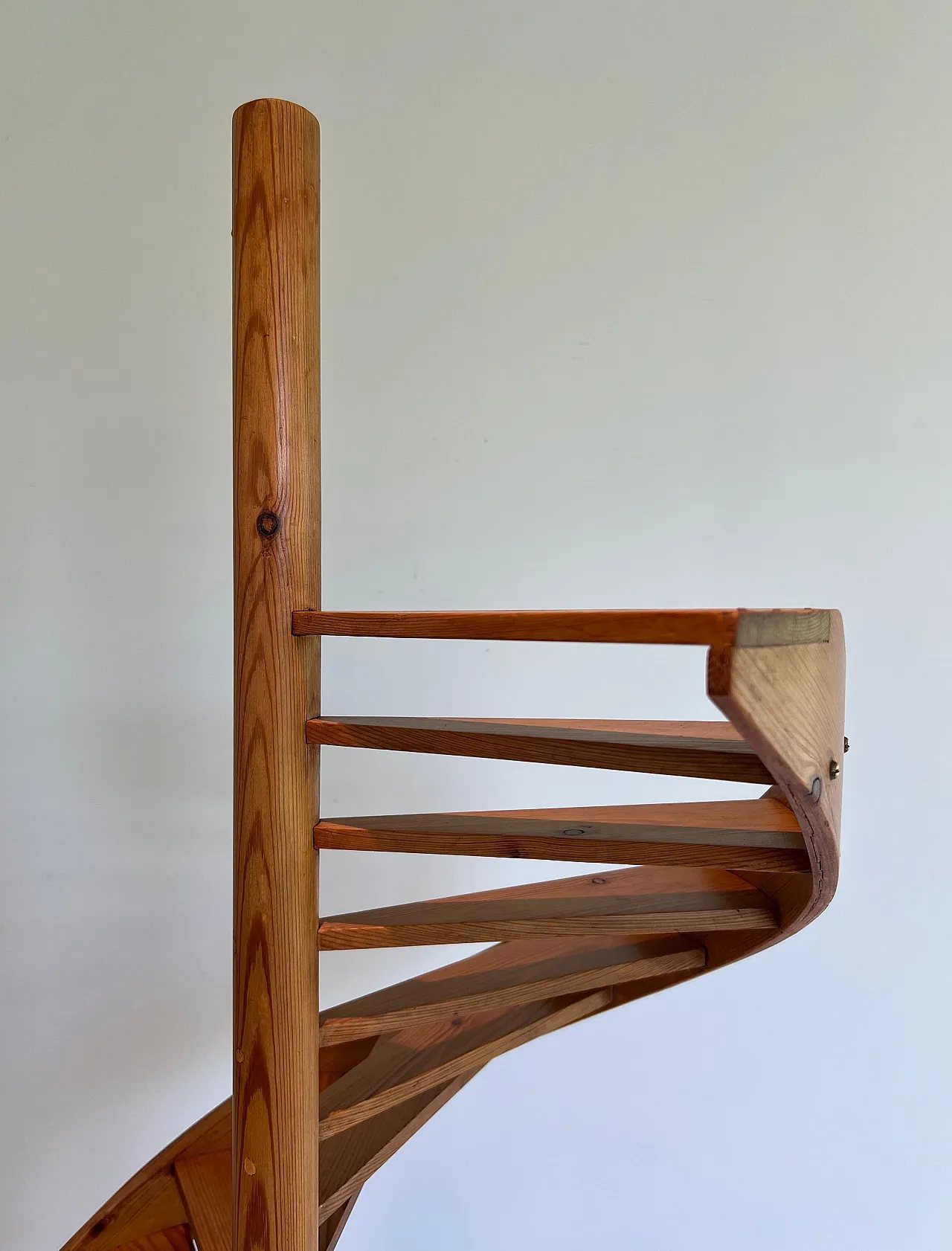 Pine master staircase, 1950s 10