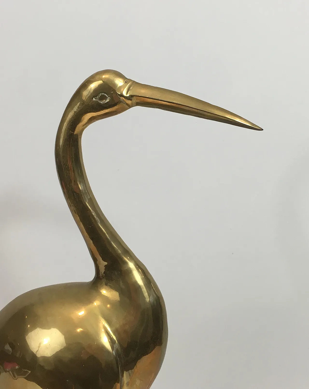 Coppia di Ibis decorativi in ottone su supporti in legno, anni '70 17