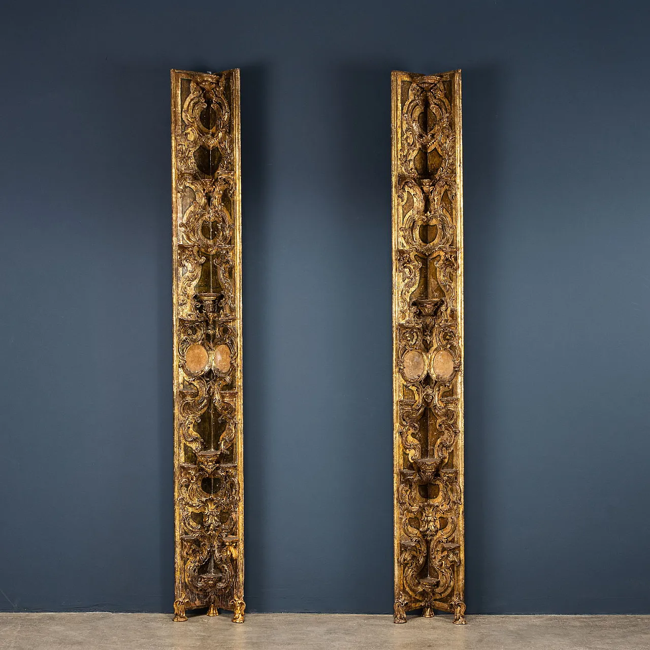 Sicilian corner pilasters carved wood, 18th Century 1