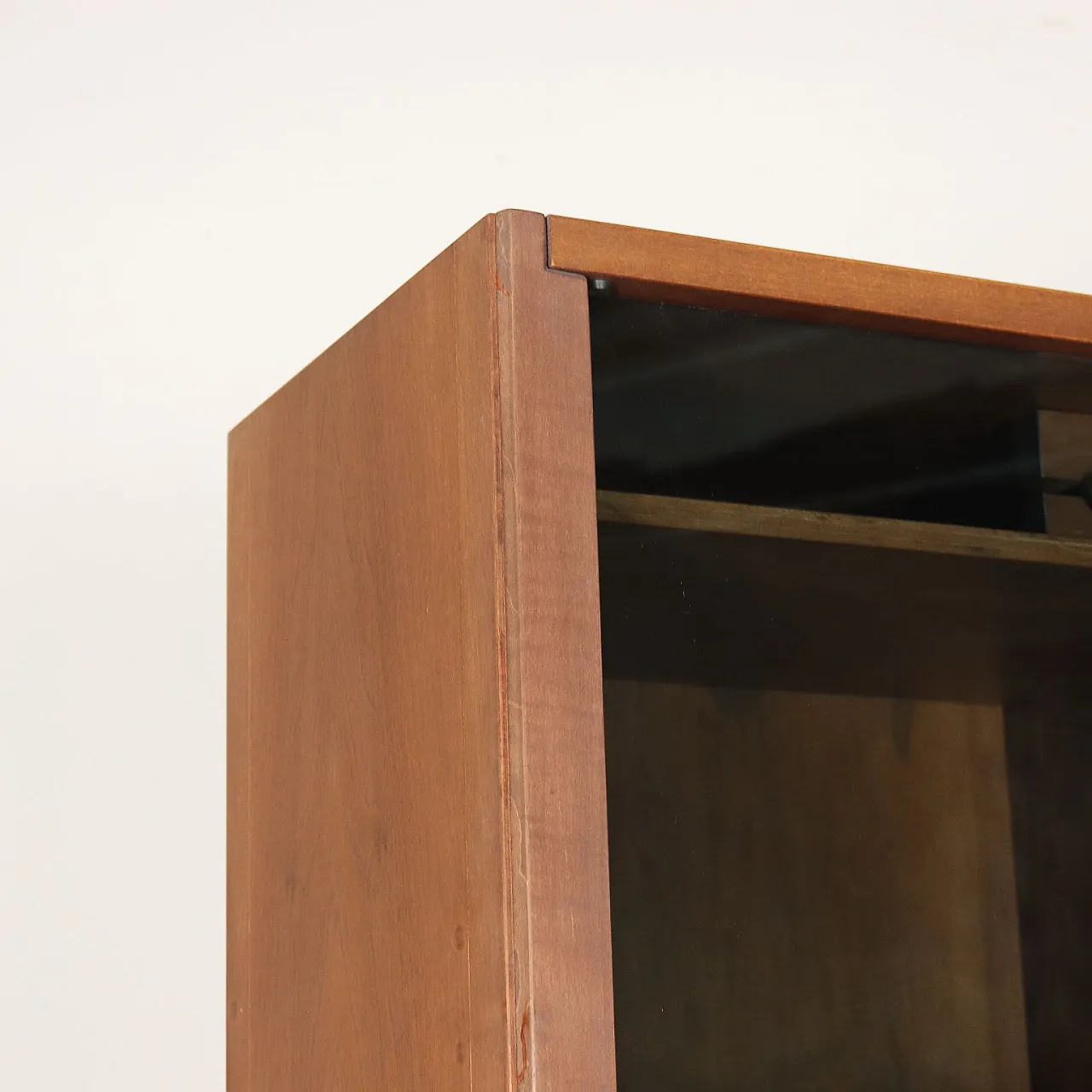 Zibaldone bookcase in walnut veneered wood by Carlo Scarpa for Bernini, 1970s 5