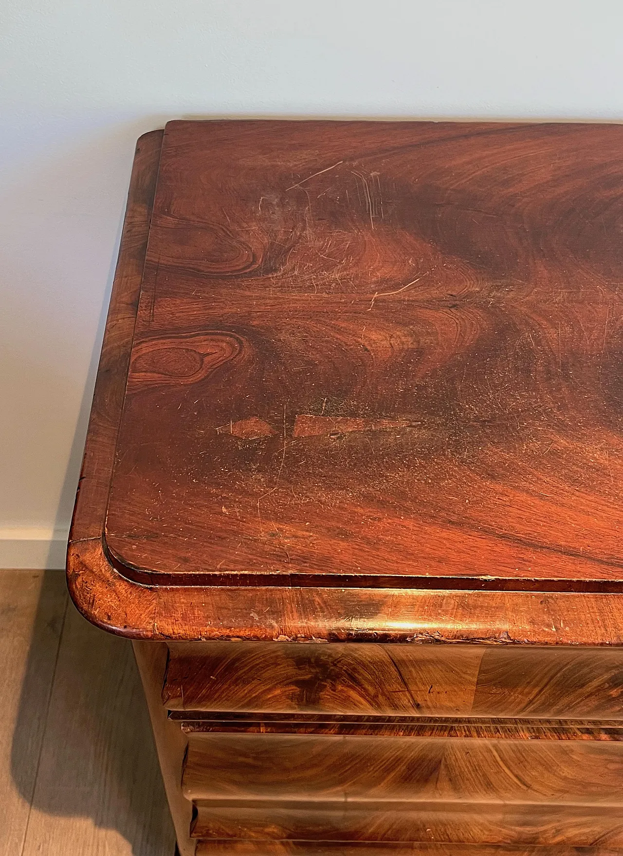 Louis Philippe chest of drawers in flamed mahogany, 19th century 16