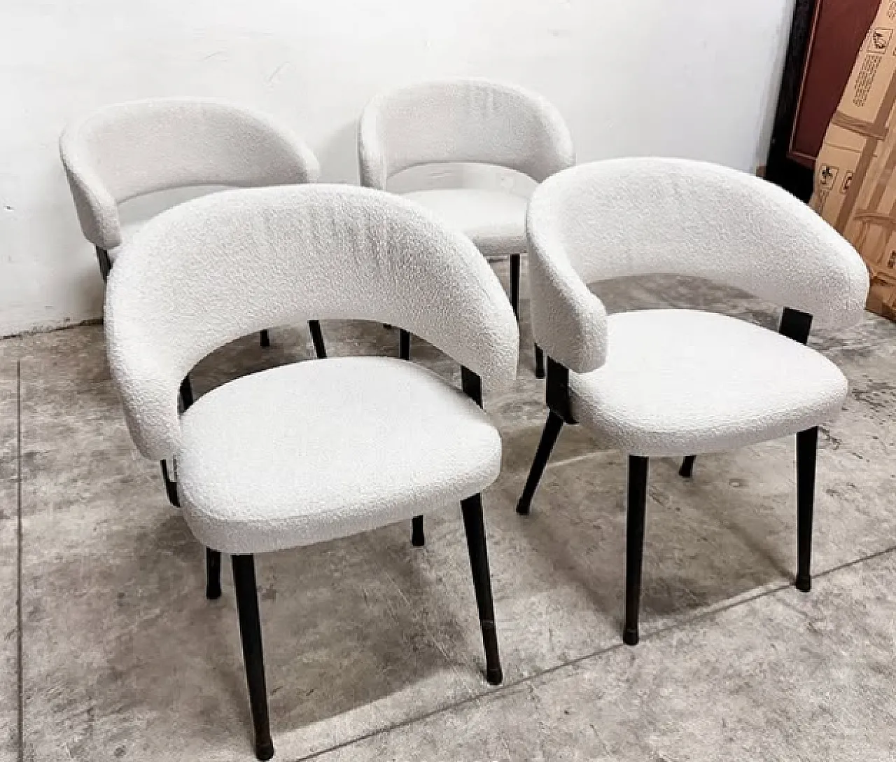 4 Metal and bouclé armchairs, 1970s 7