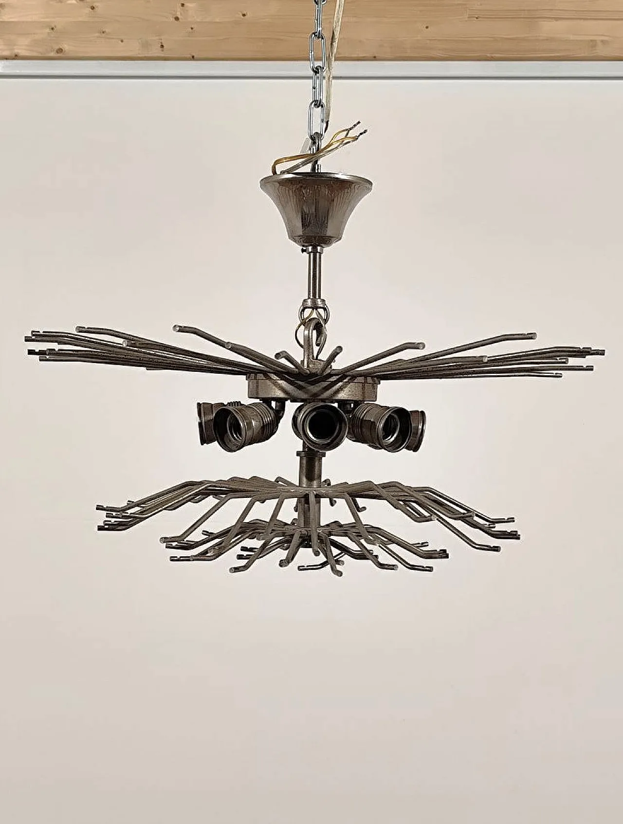 Venini Chandelier Series 'Bricole' White and Ambra, 1960s 5