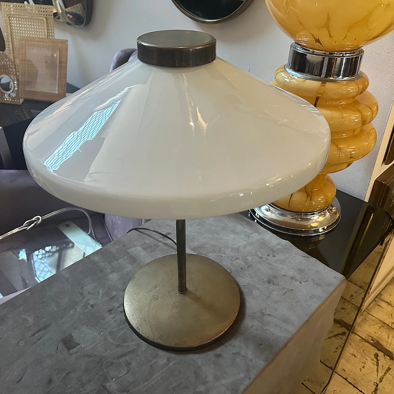 Brass and glass table lamp in the Oscar Torlasco style, 1950s 3