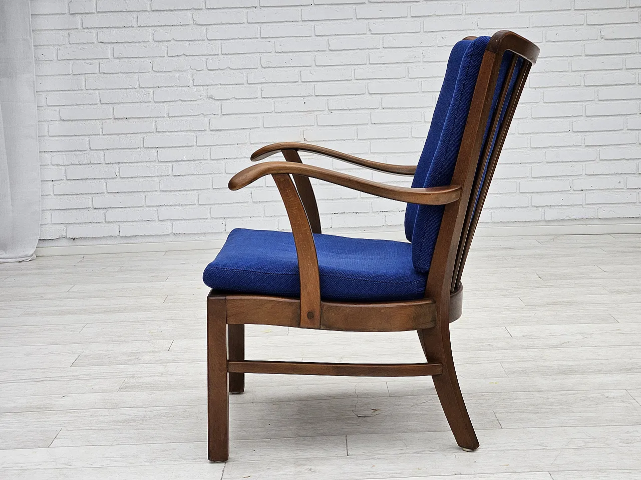 Danish armchair by Fritz Hansen wool fabric and beech wood, 60s 17