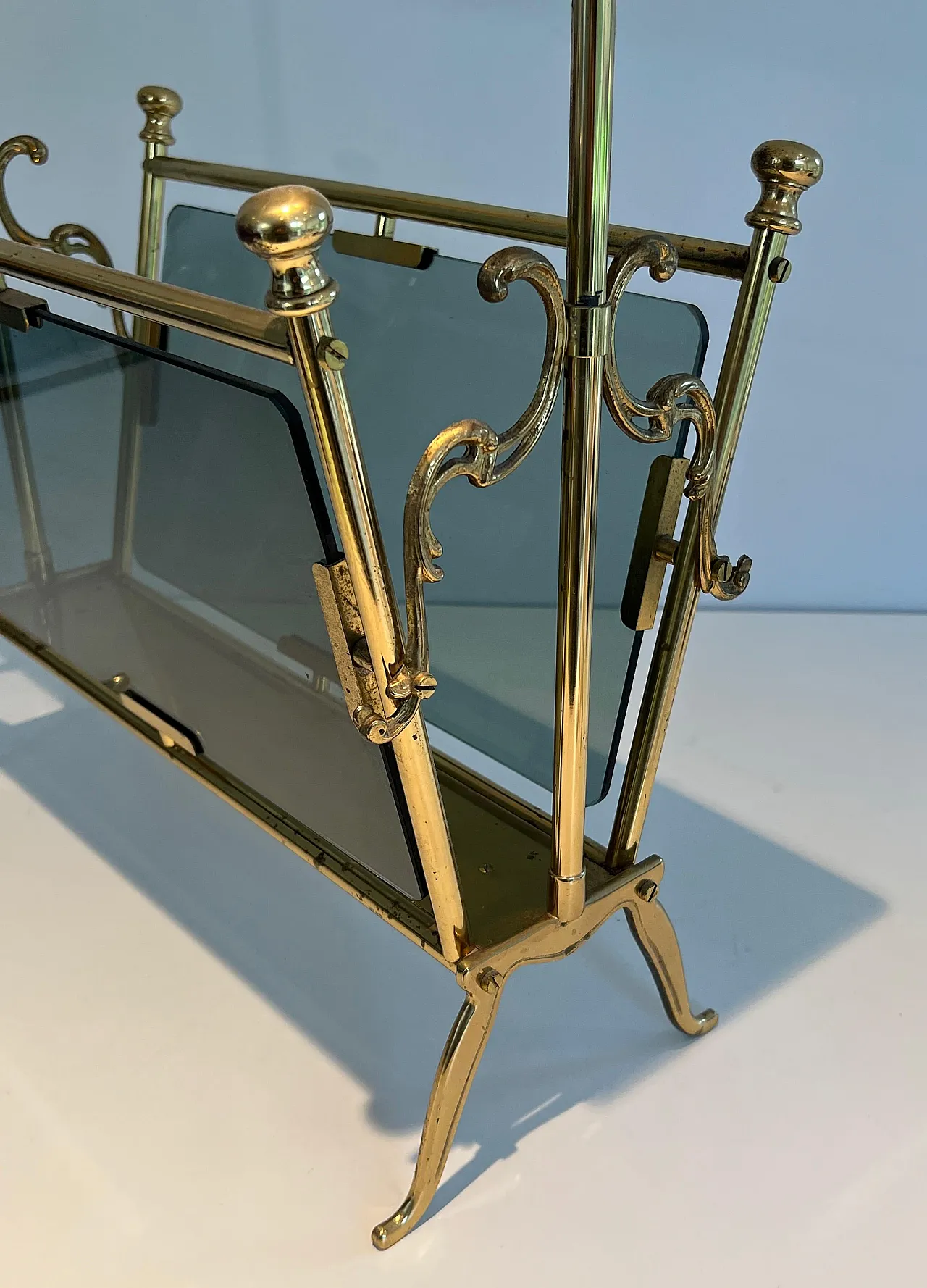 Brass magazine rack with bluish glass and marble top, 1940s 11