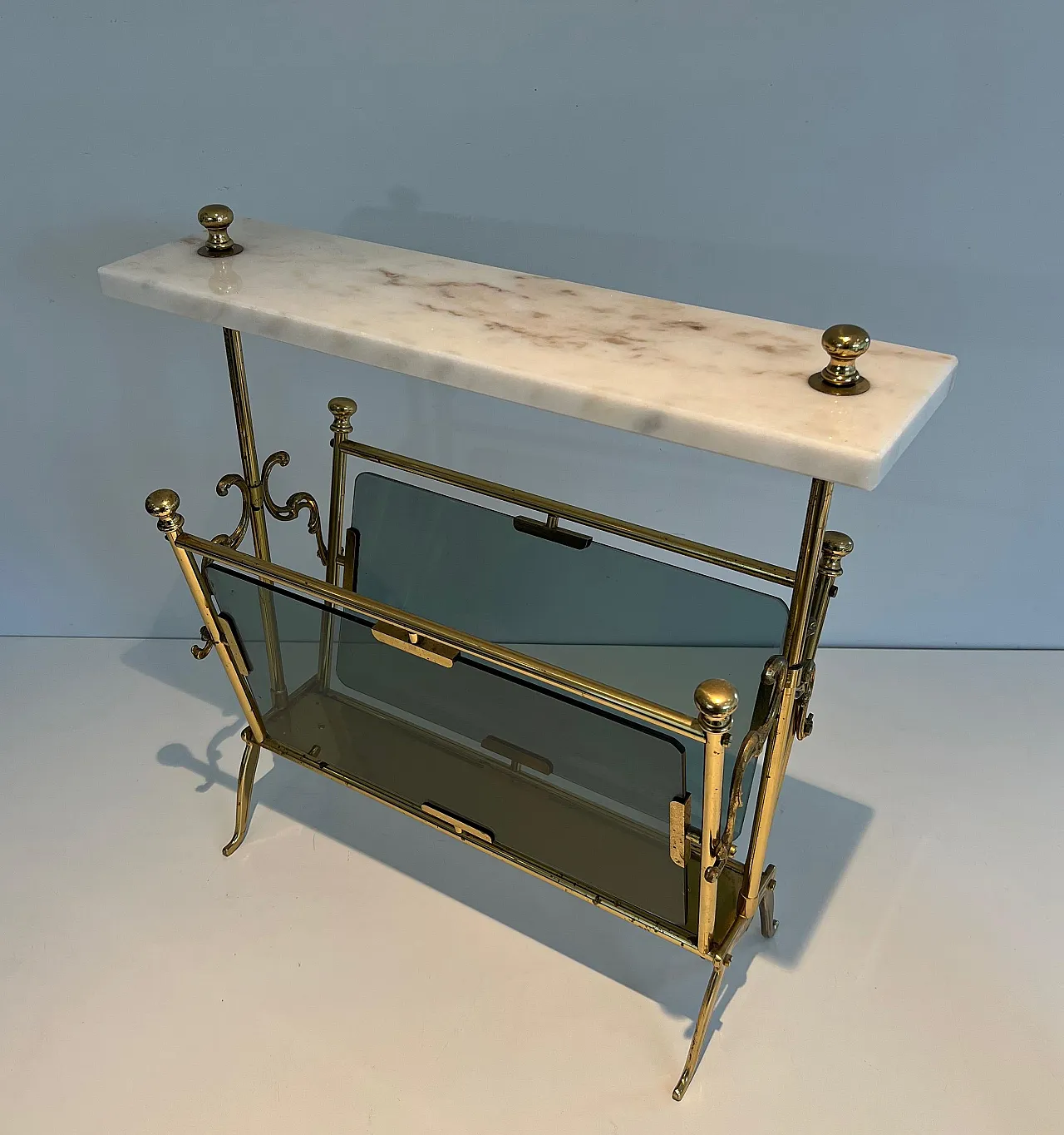 Brass magazine rack with bluish glass and marble top, 1940s 12