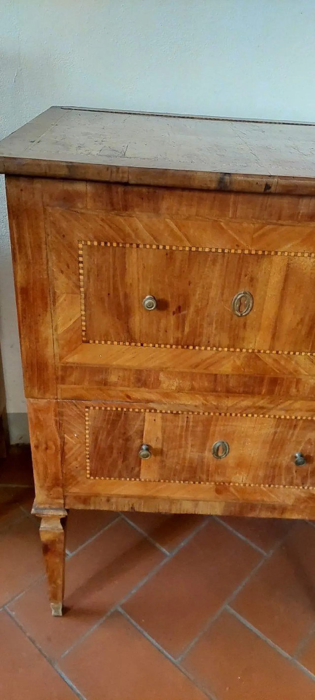 Veneered Louis XVI chest of drawers, 18th century 3