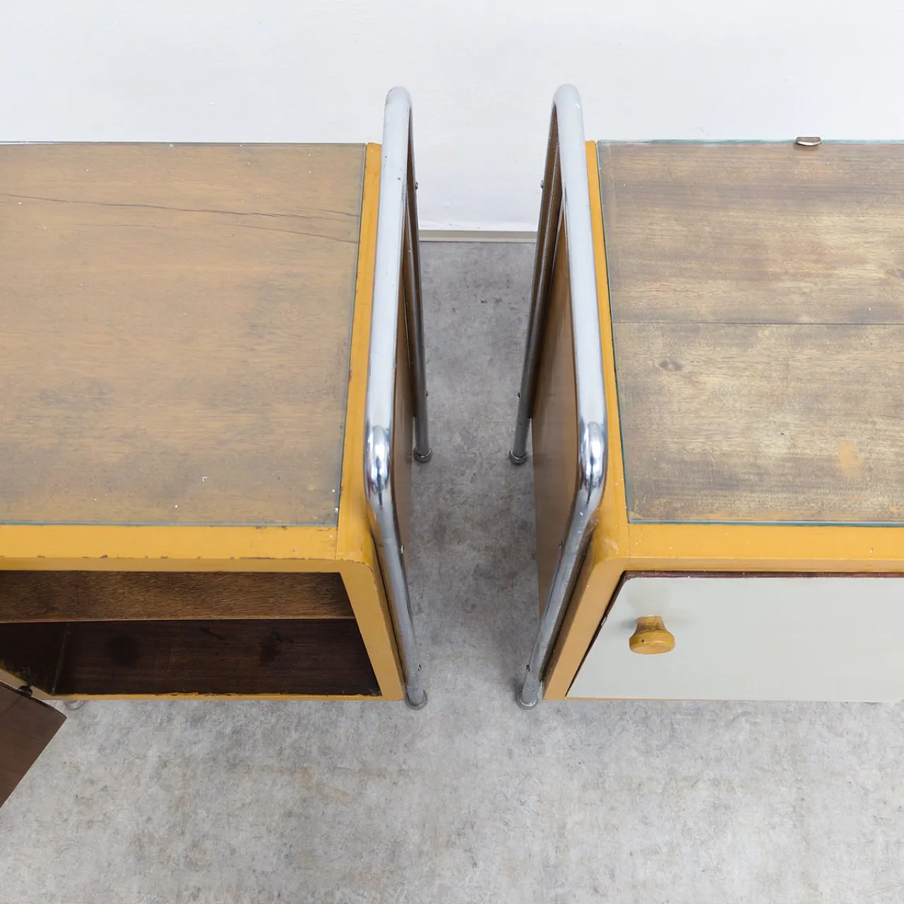 Pair of Bauhaus Tubular Steel Nightstands by Hynek Gottwald, 1930s 3