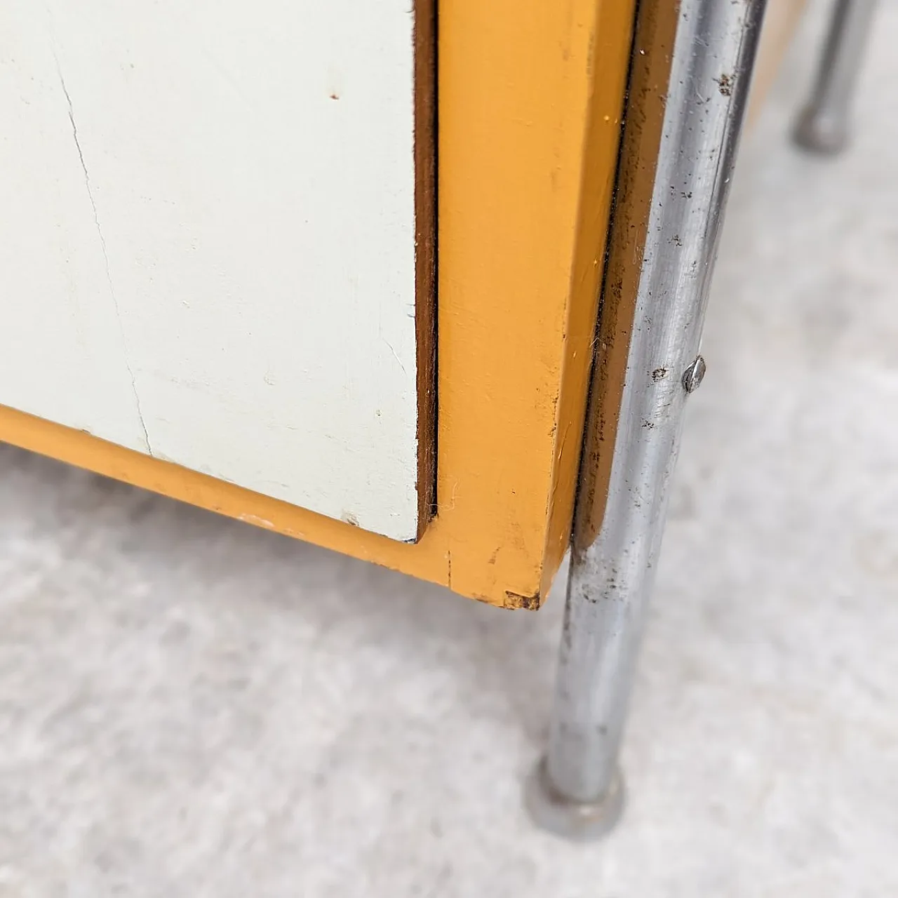 Pair of Bauhaus Tubular Steel Nightstands by Hynek Gottwald, 1930s 15