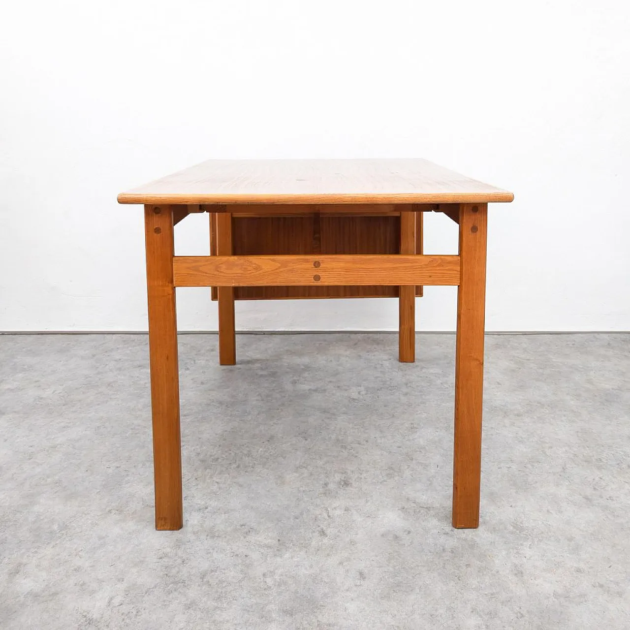 Mid-Century Extendable Dining Table by Karel Vyčítal for Dřevotvar Jablonné, 1960s 2