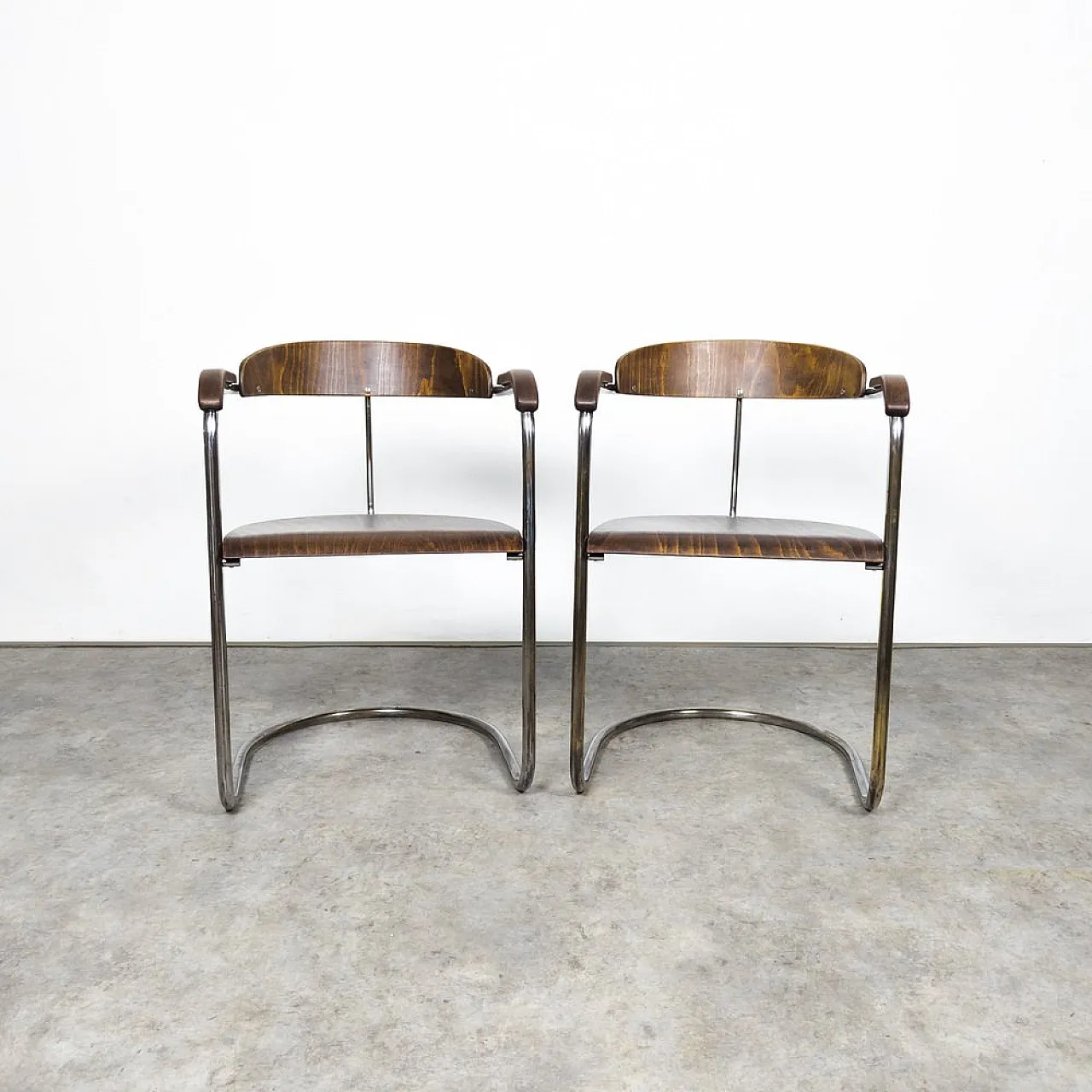 Pair of armchairs by H. & W. Luckhardt for Hynek Gottwald, 1930s 12