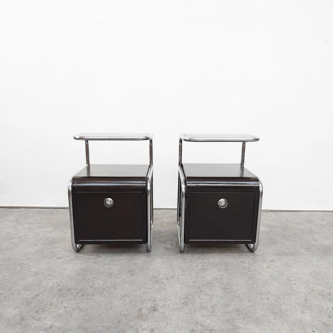 Pair of Bauhaus nightstands by Mücke Melder, 1930s 12