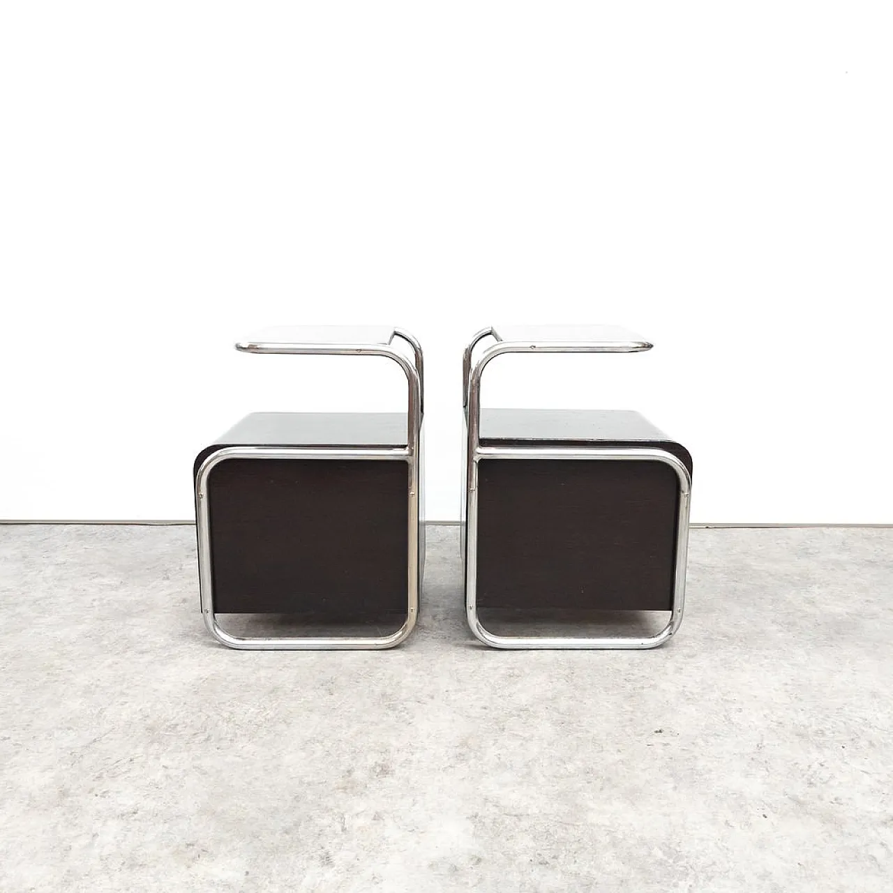 Pair of Bauhaus nightstands by Mücke Melder, 1930s 18