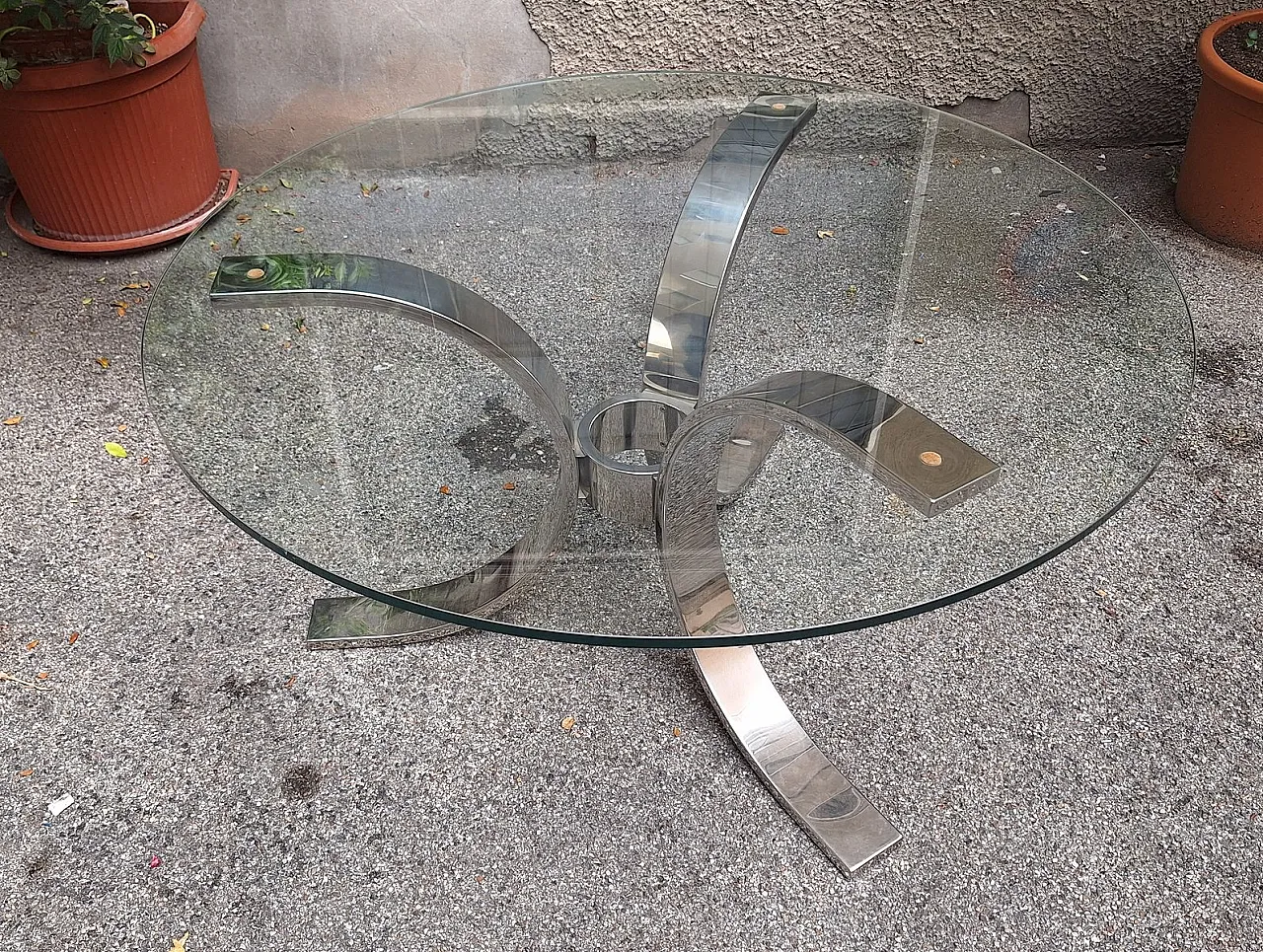 Round Dining Table in Chrome Tubing with Round Glass Top, 1970s 4