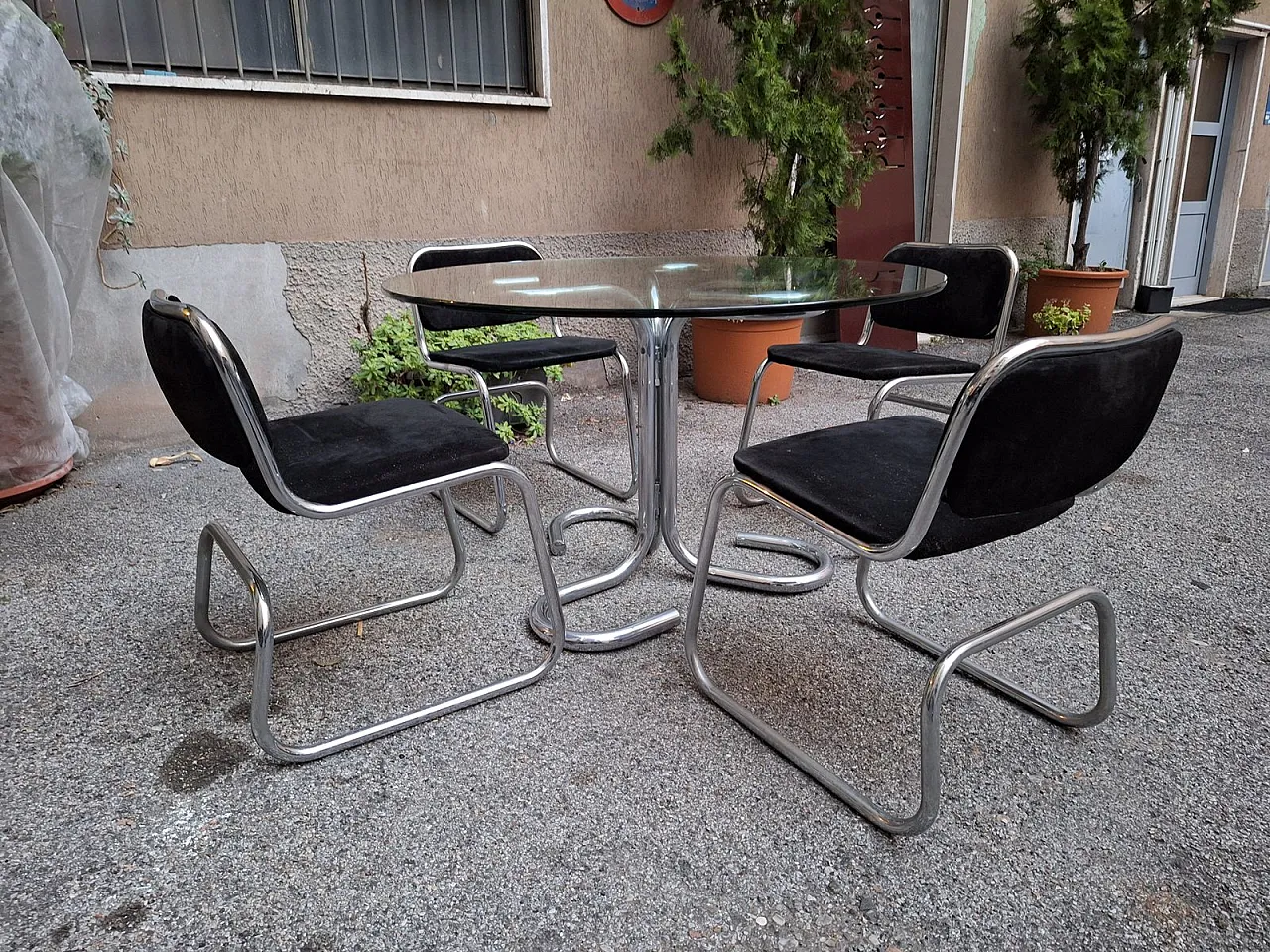 Chairs Cobra Model with Chrome Tubing & Round Glass Top by Giotto Stoppino, 1970s, Set of 4 4