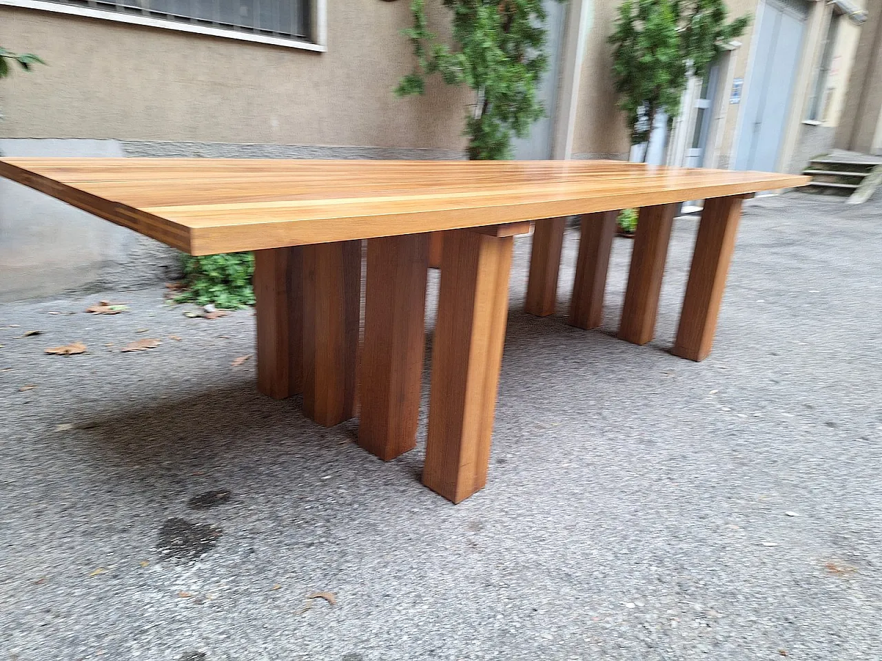 Large Basilica Worktable in Walnut by Mario Bellini for Cassina, 1970s 2