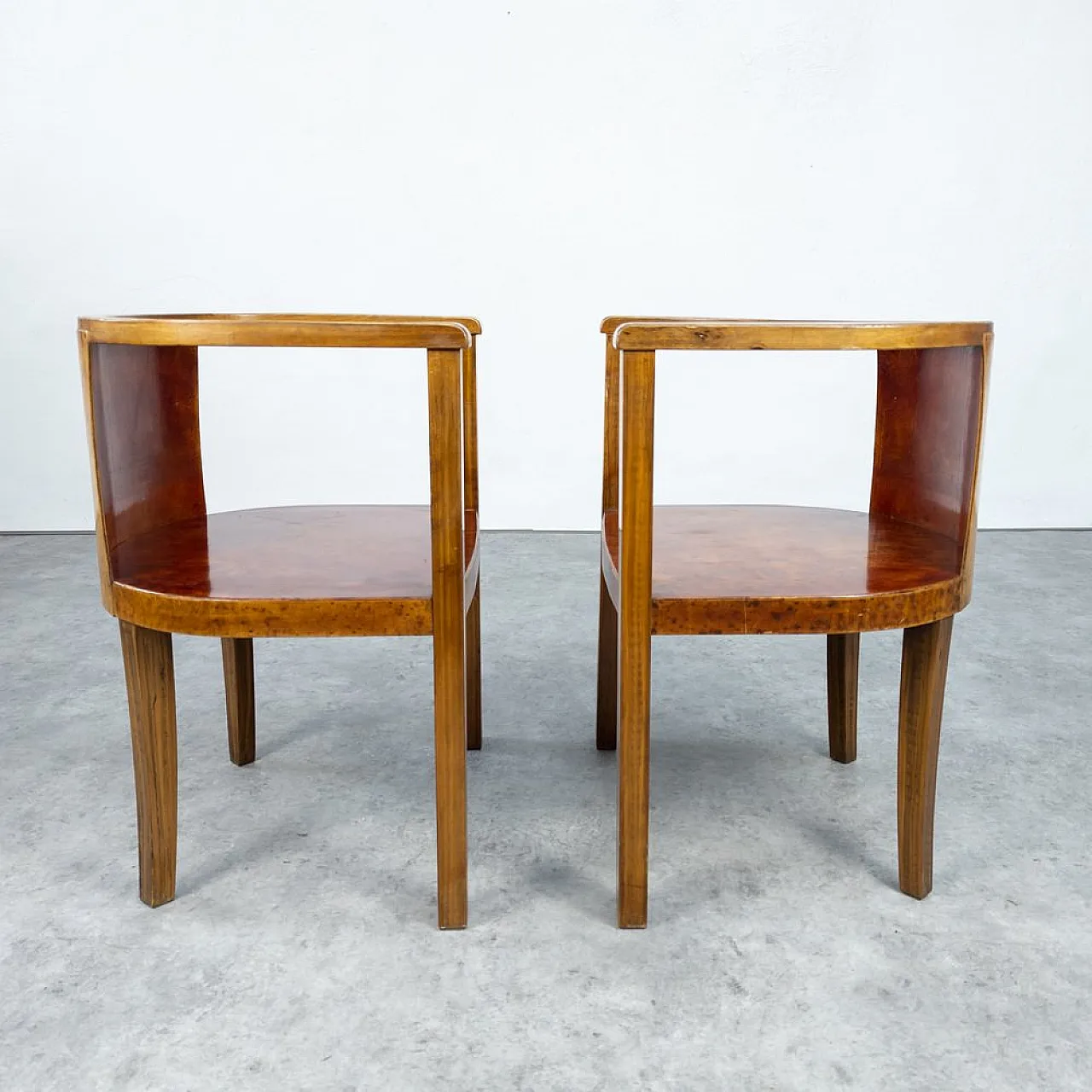 Pair of modernist wooden chairs, 1930s 4