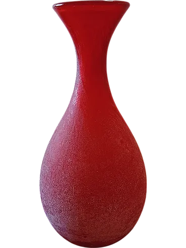 Vaso in vetro di Murano rosso fumé acidato