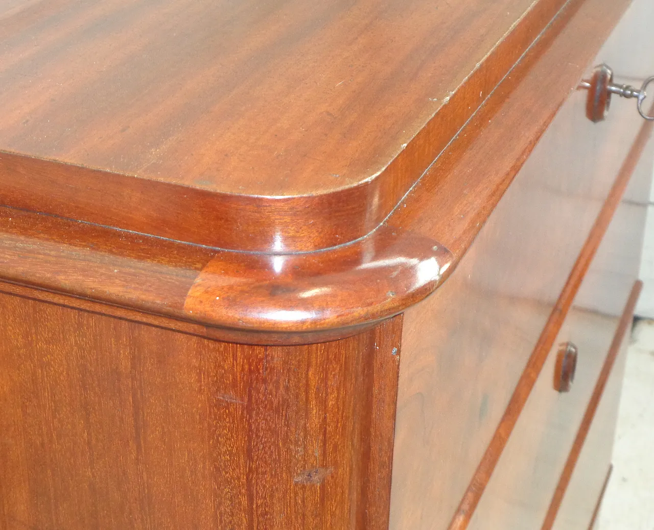 Biedermeier chest of drawers with secretaire in mahogany, 19th century 16