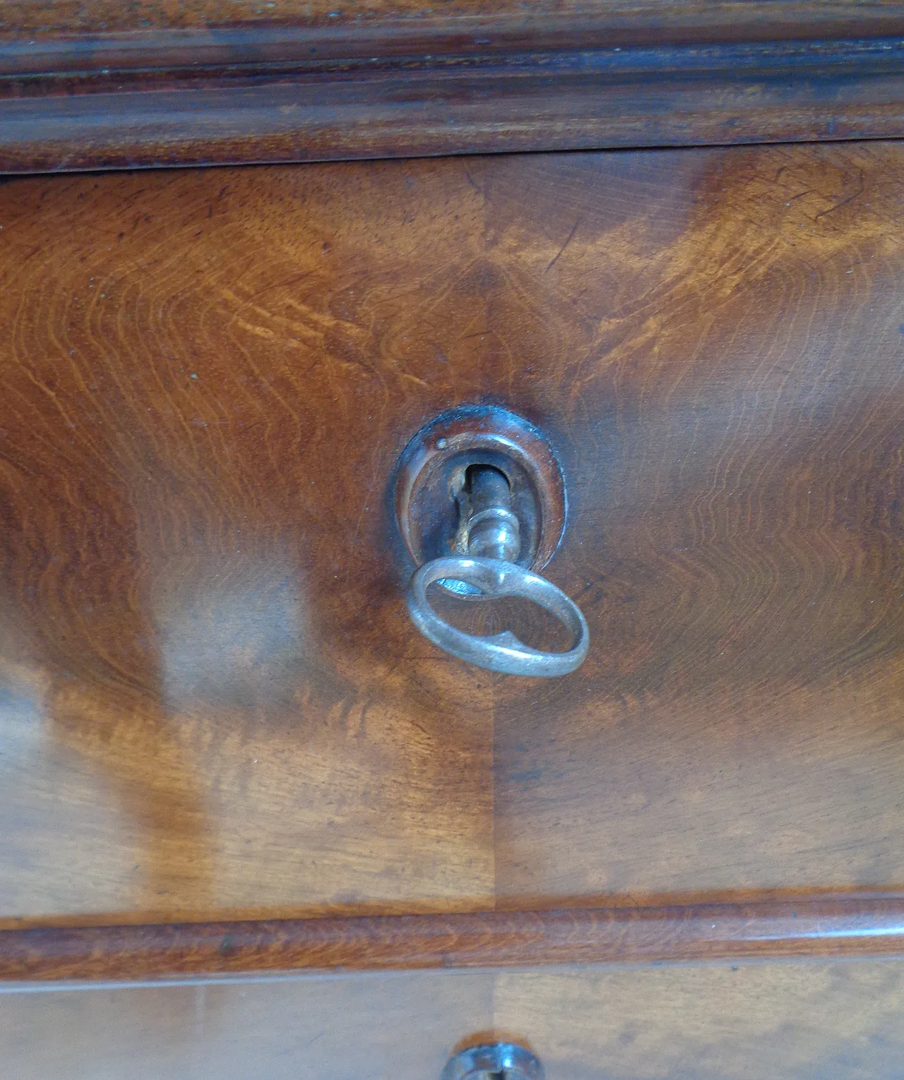 Biedermeier chest of drawers with secretaire in mahogany, 19th century 26