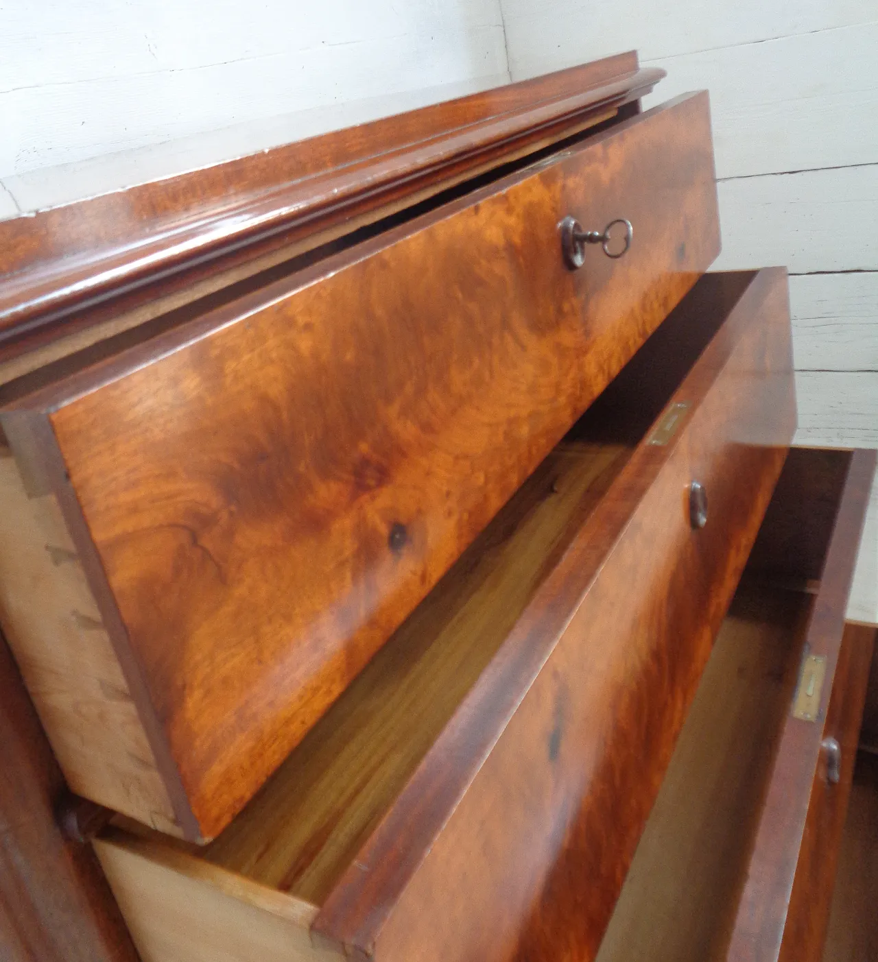 Biedermeier chest of drawers with secretaire in mahogany, 19th century 35