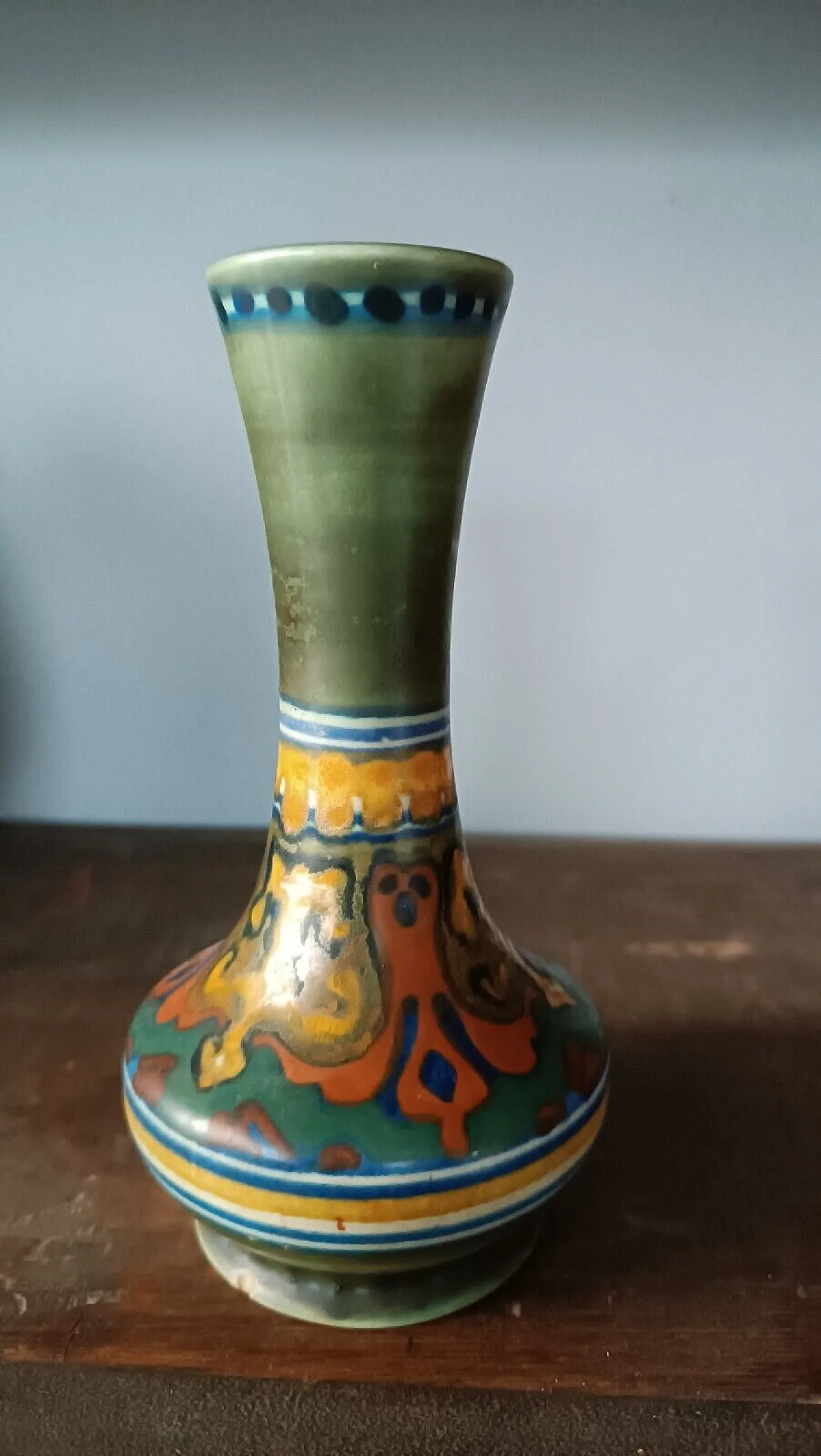 Ceramic vase, early 20th century 1