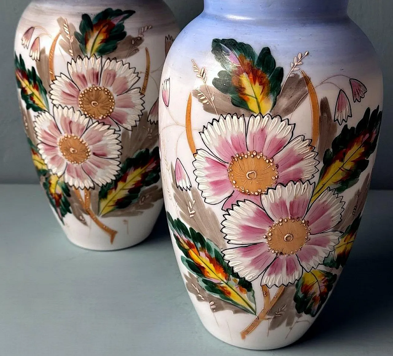 Pair of hand-painted opaline glass vases, 19th century 10