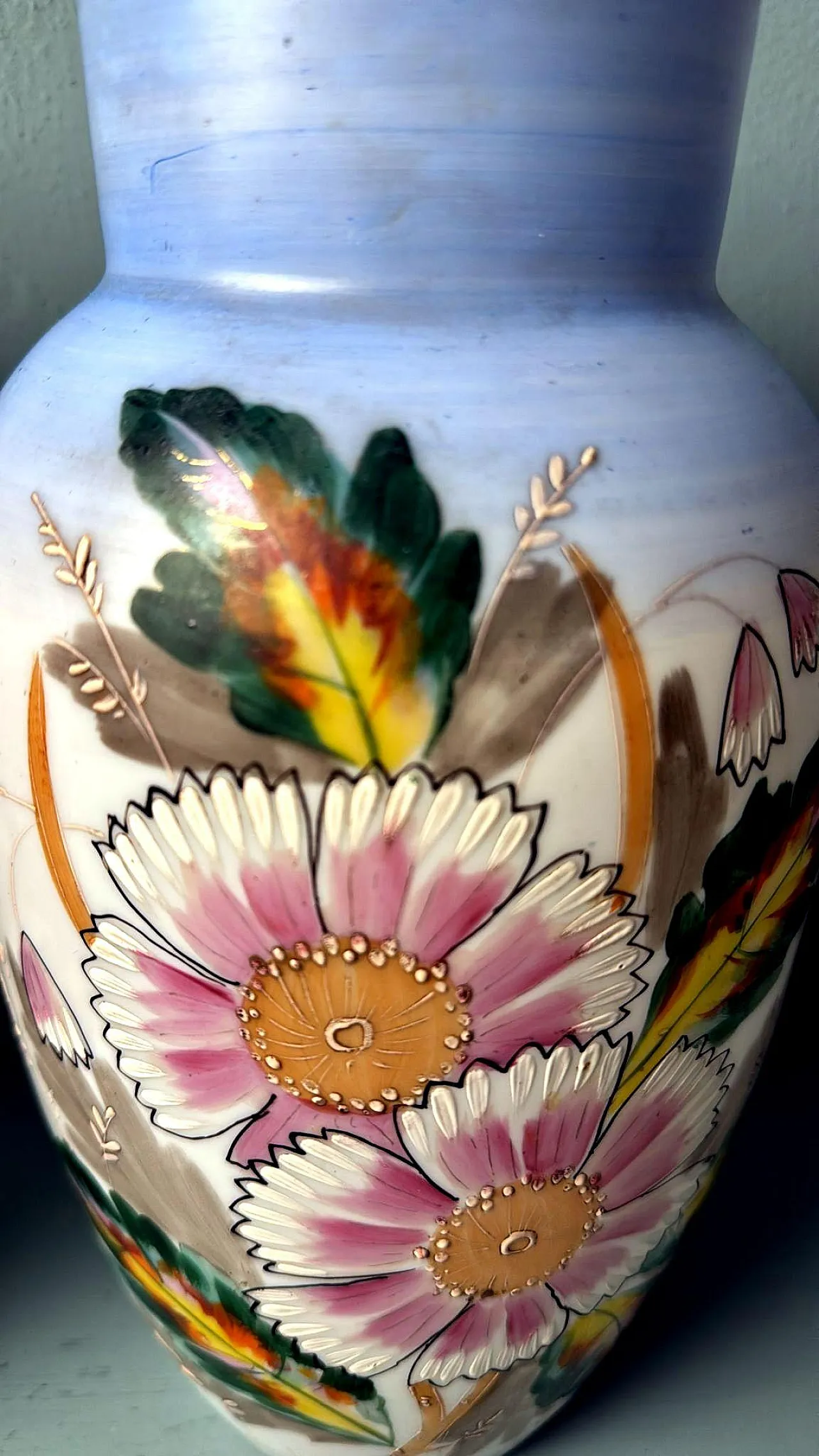 Pair of hand-painted opaline glass vases, 19th century 13