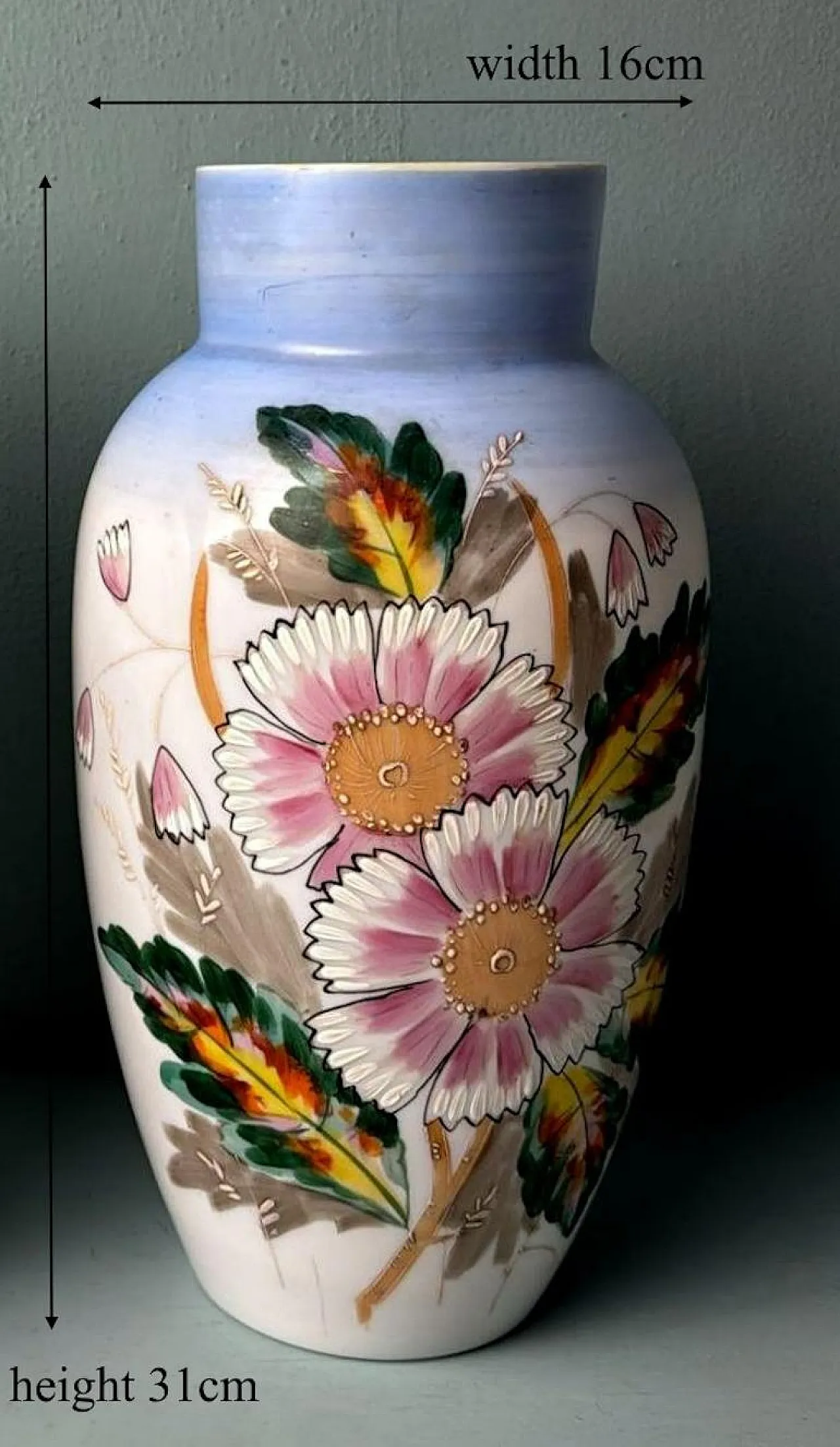 Pair of hand-painted opaline glass vases, 19th century 18