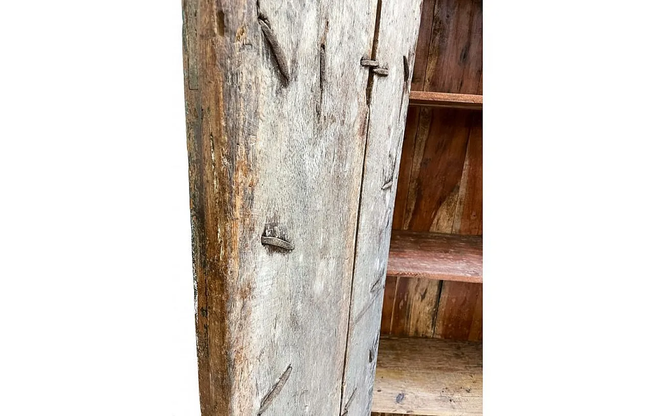 Indian teakwood wardrobe with columns and temple doors, 20th century 9