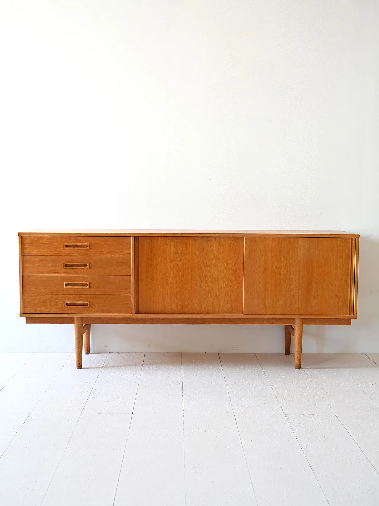 Swedish sideboard in oak, anni '60 2