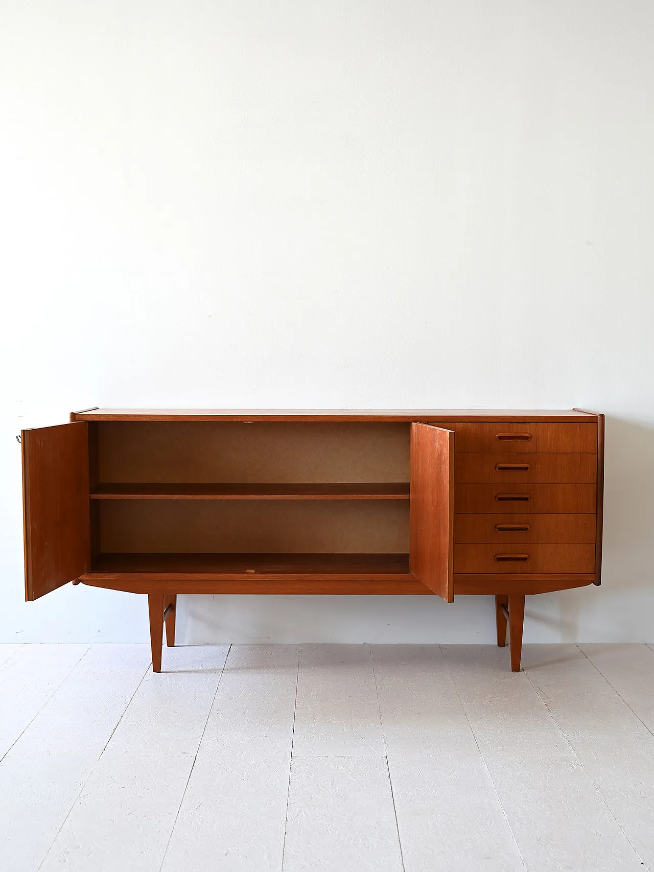 60s sideboard in Teak 3