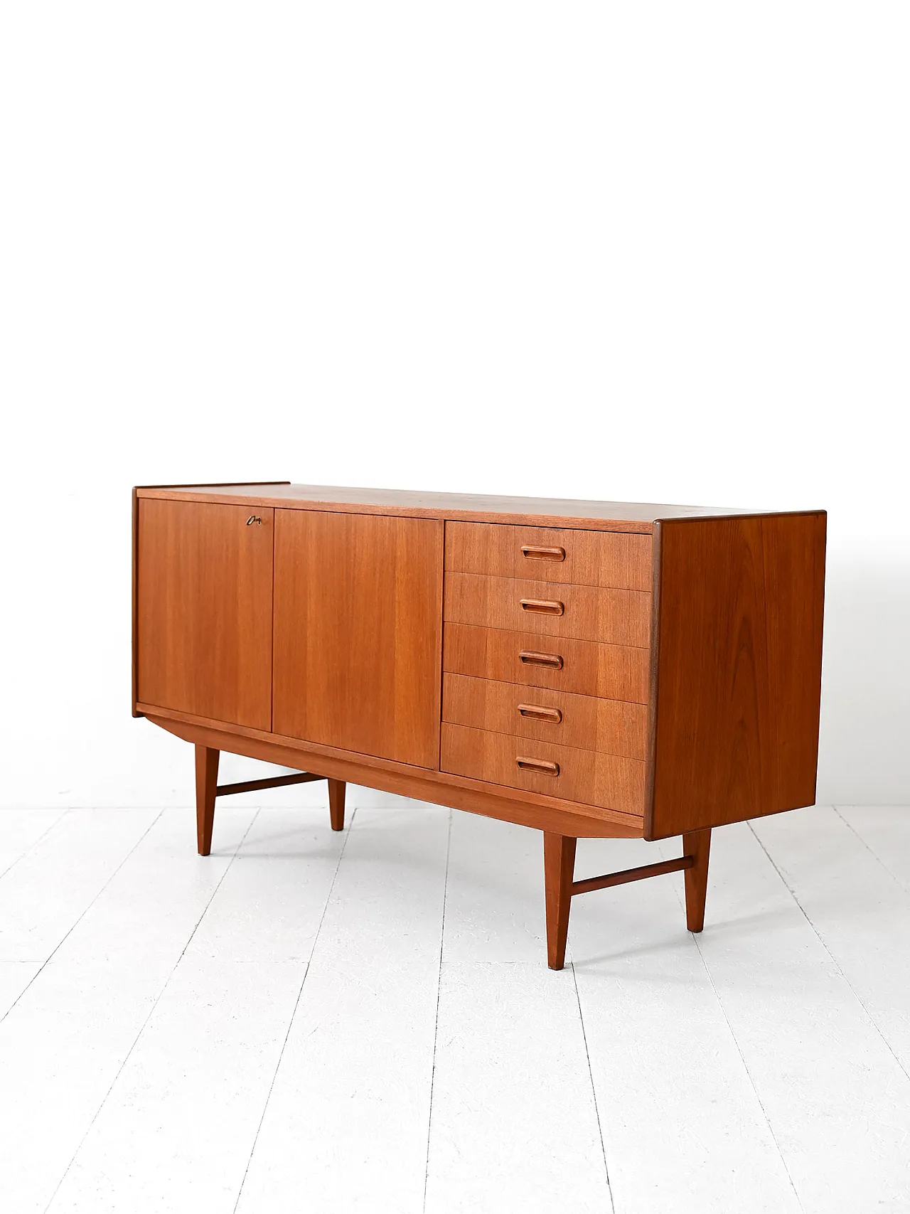 60s sideboard in Teak 4