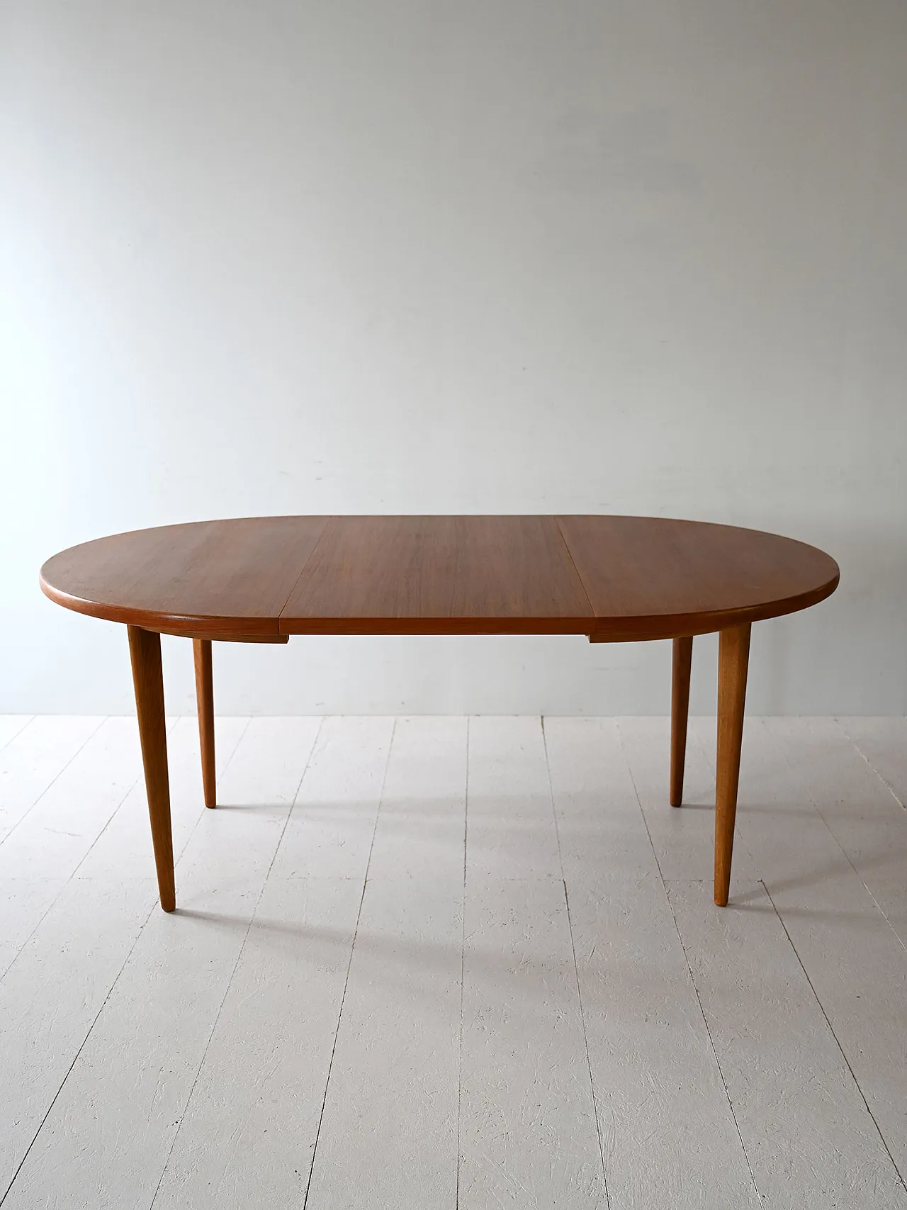 Extendable table by K.E.Ekselius, 60s 2