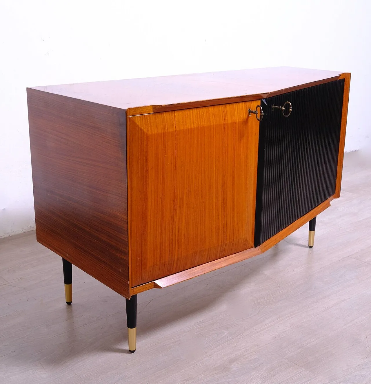 Dassi style TV cabinet with legs, mid 20th century 1