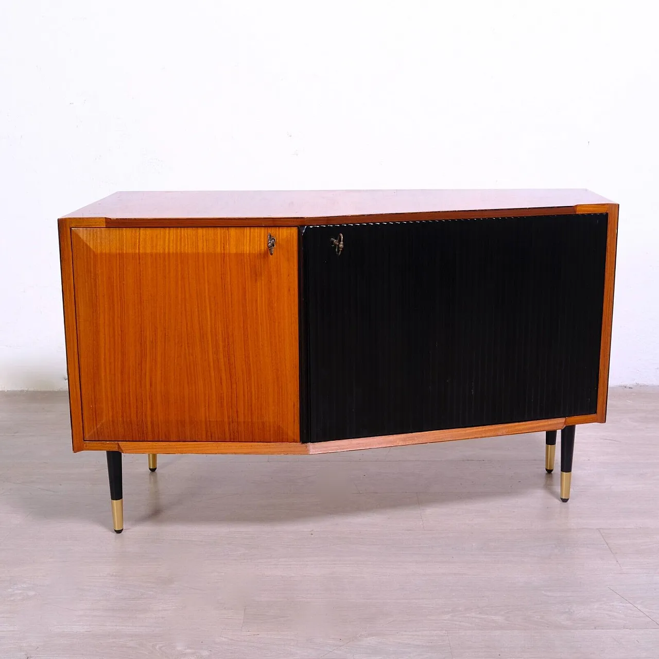 Dassi style TV cabinet with legs, mid 20th century 5