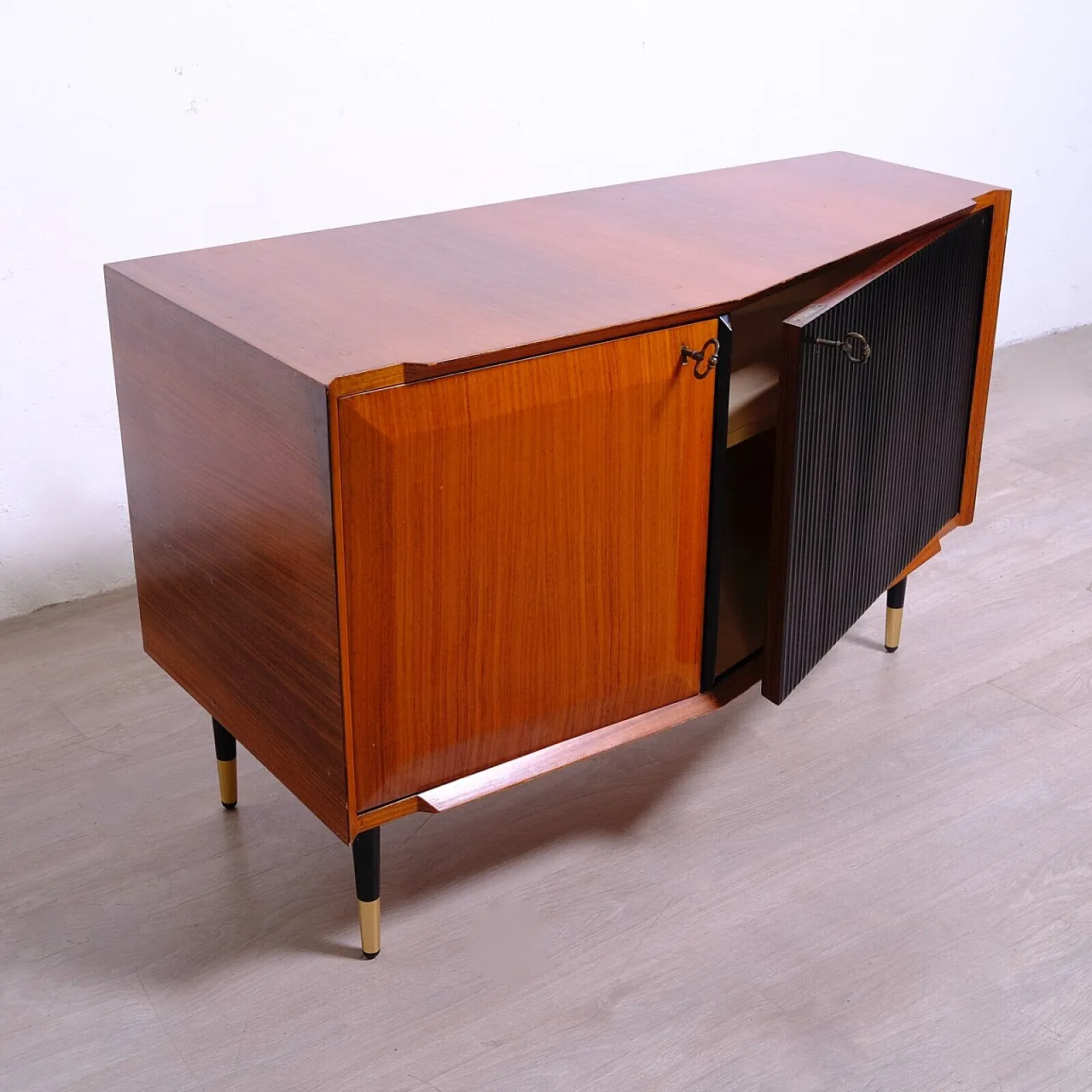 Dassi style TV cabinet with legs, mid 20th century 11