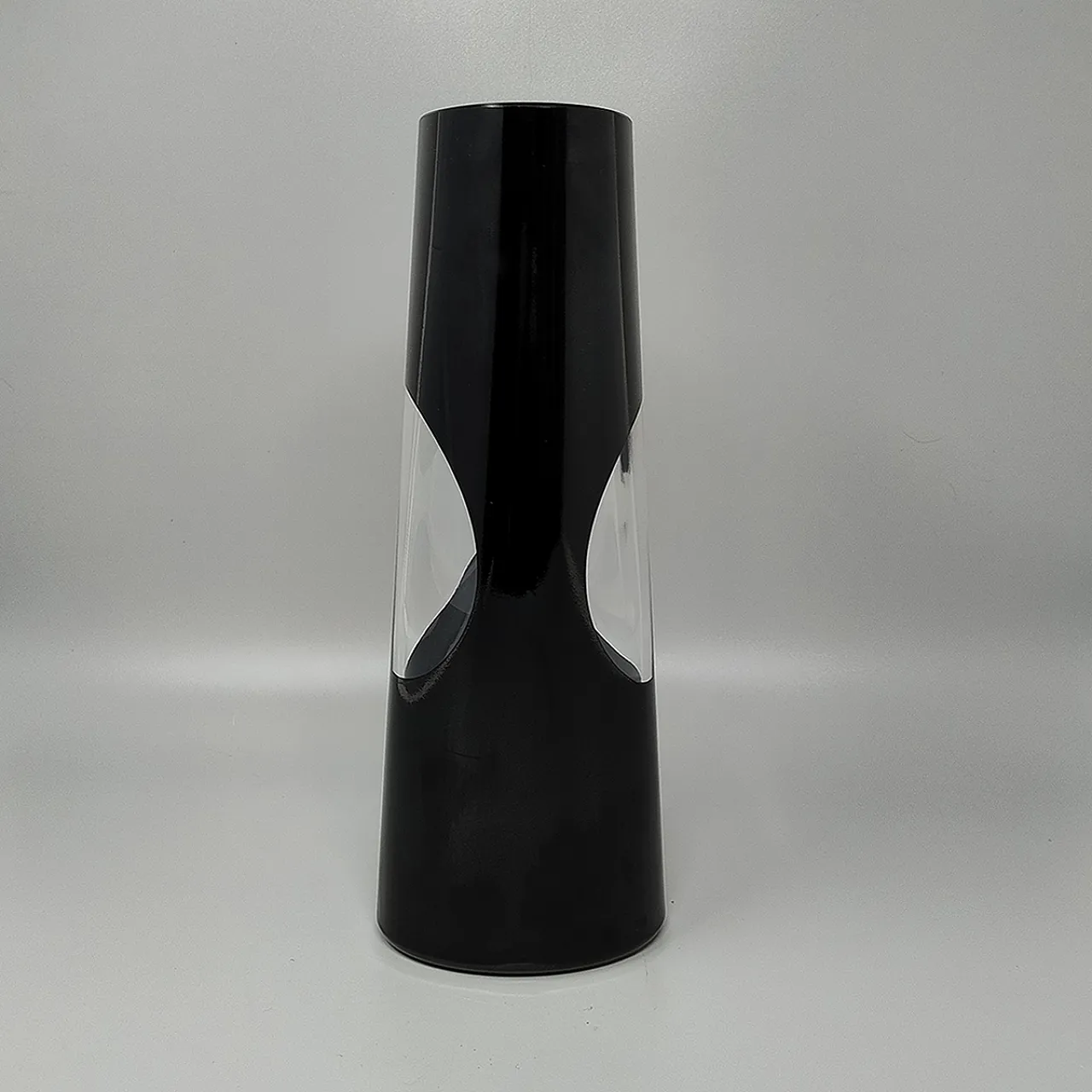 Vaso nero Space Age di Linea Glass. anni '70 5