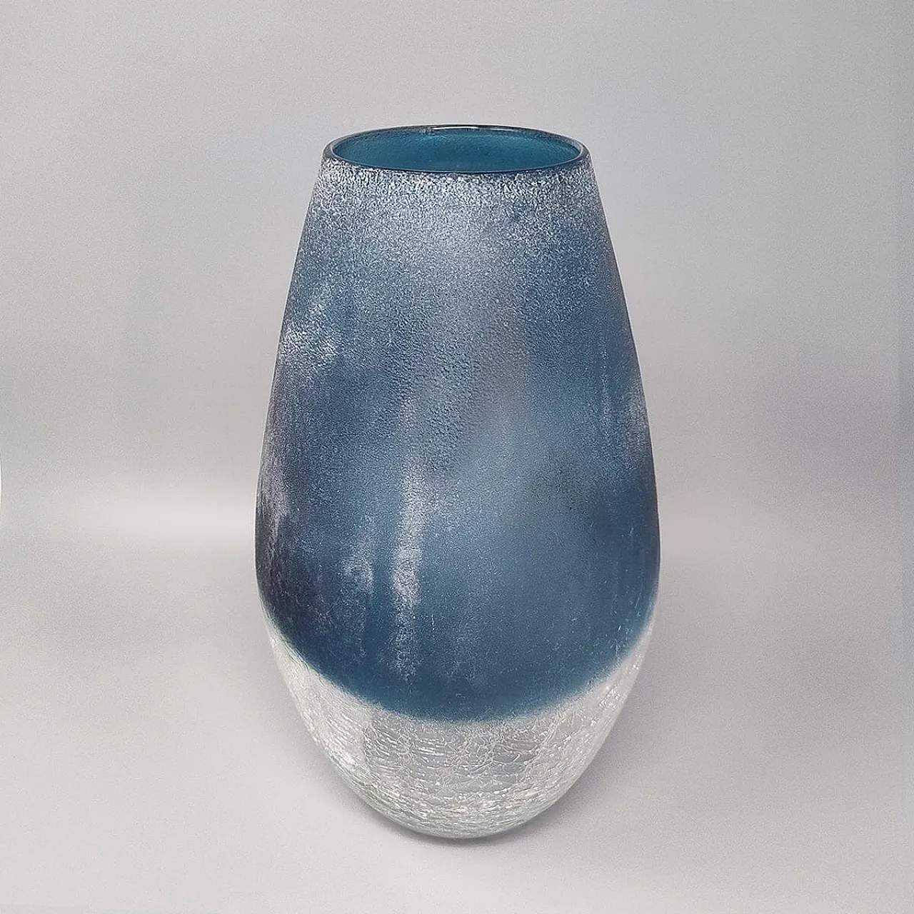 Vaso blu di Arte Vetro in vetro smerigliato, anni '70 1