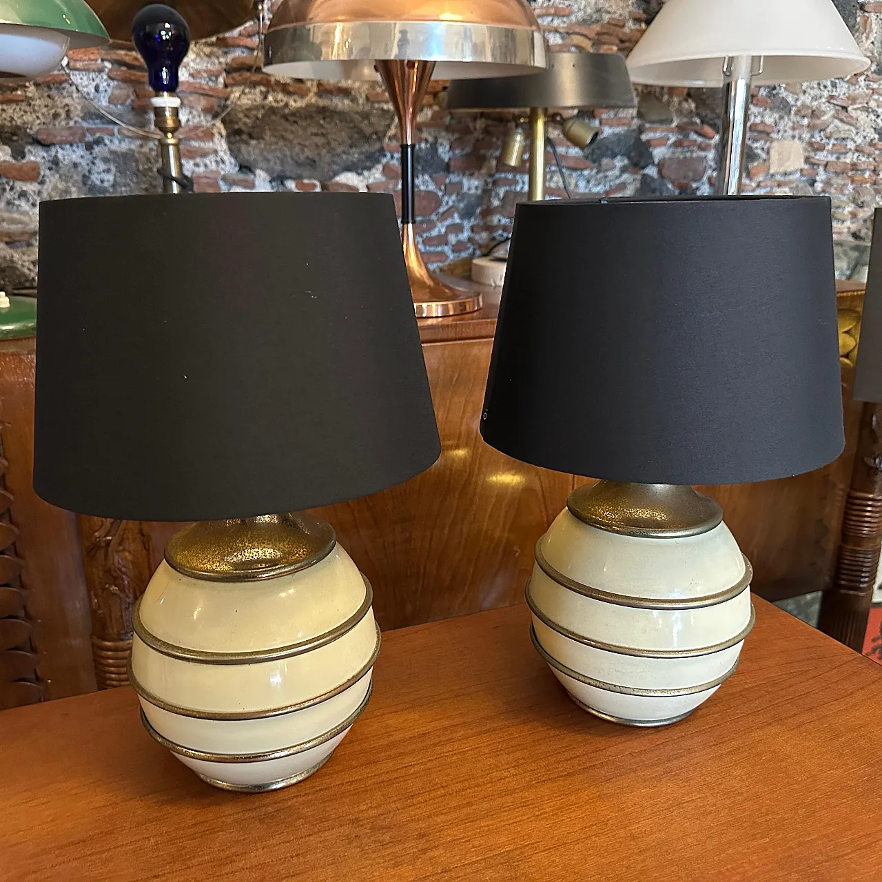 Pair of brass and ivory lacquered metal lamps, 1970s 2