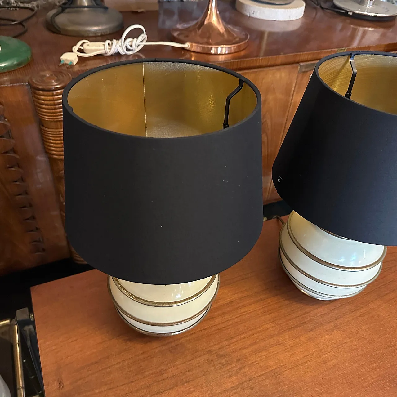 Pair of brass and ivory lacquered metal lamps, 1970s 8